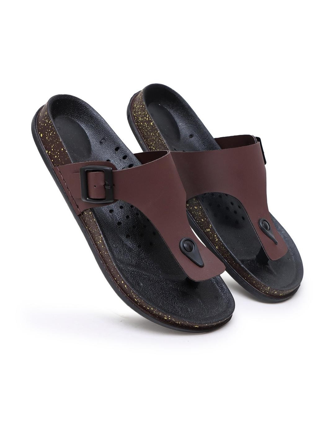 The arwah Men Super Foam Comfort Sandals