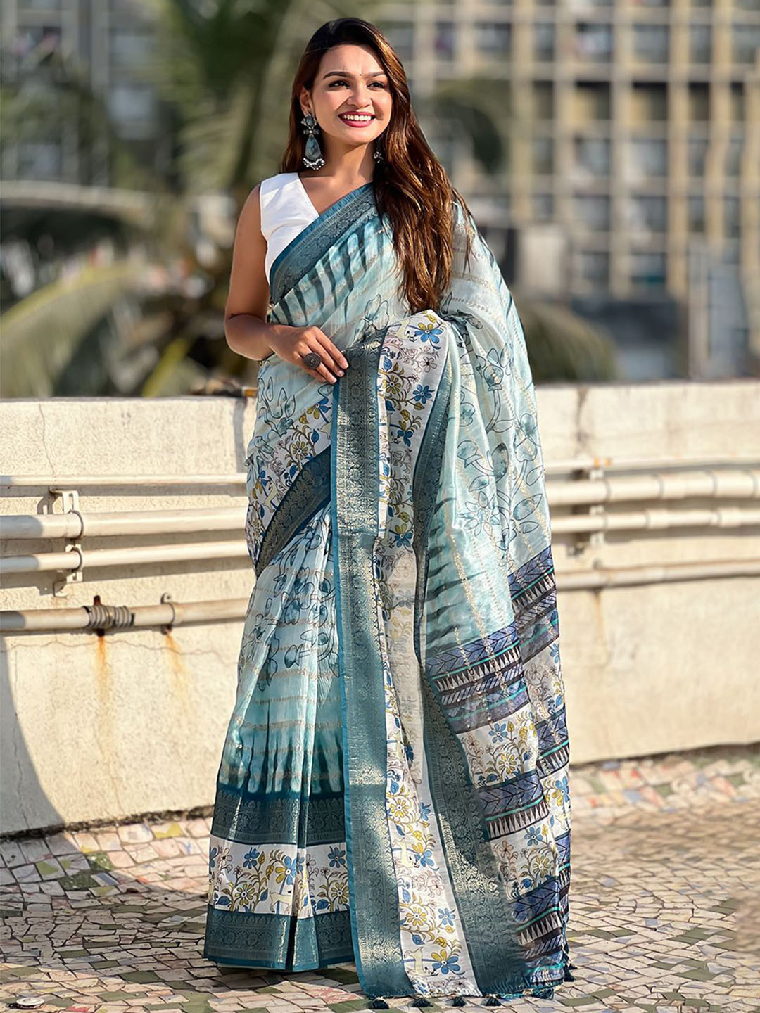 Nayanthara Trends Floral Zari Chanderi Saree