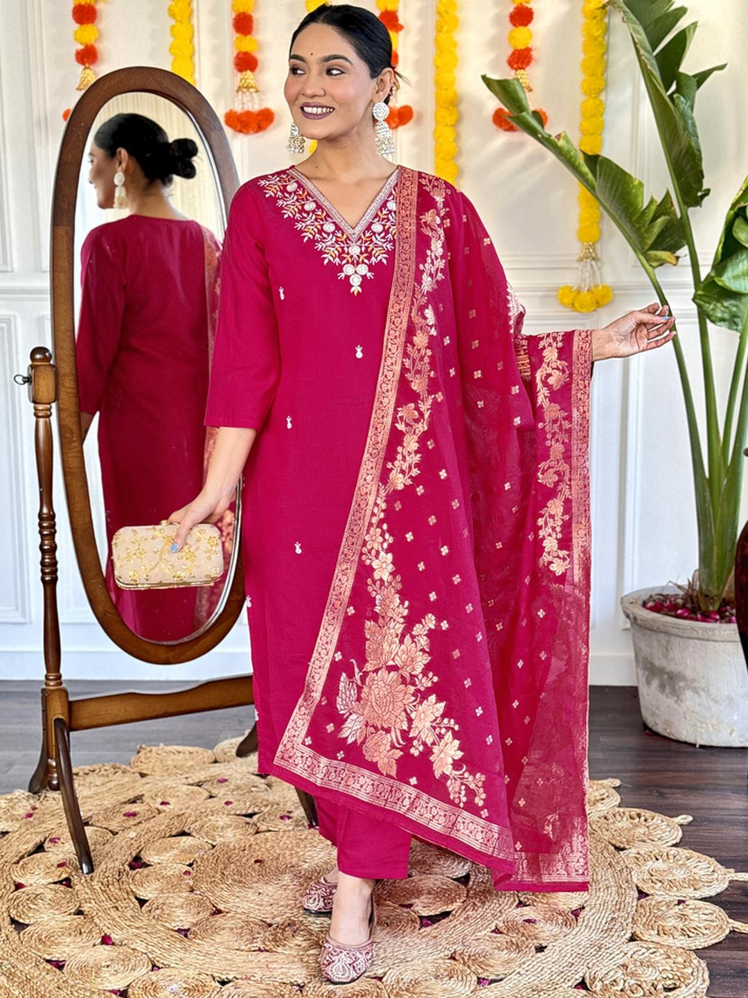 ATOXIC Women Pink Chanderi Silk Kurta Sets