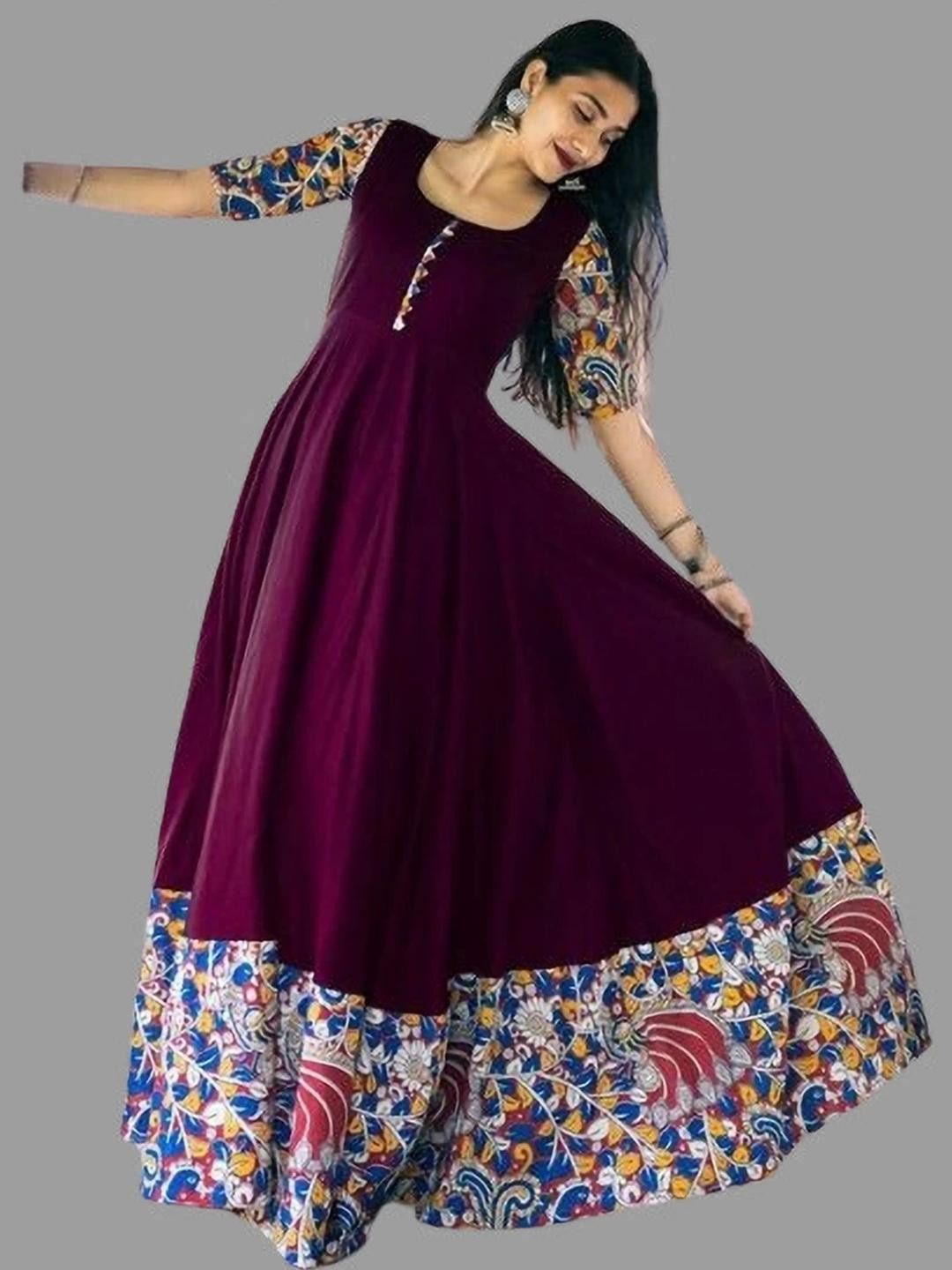 MAHUDI Women Printed Anarkali Kurta