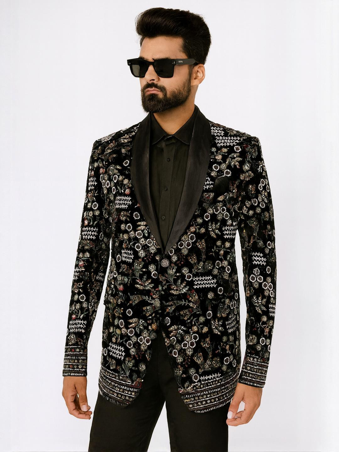Shahi Achkan Men Black Velvet Embroidered Pattern Partywear Blazer