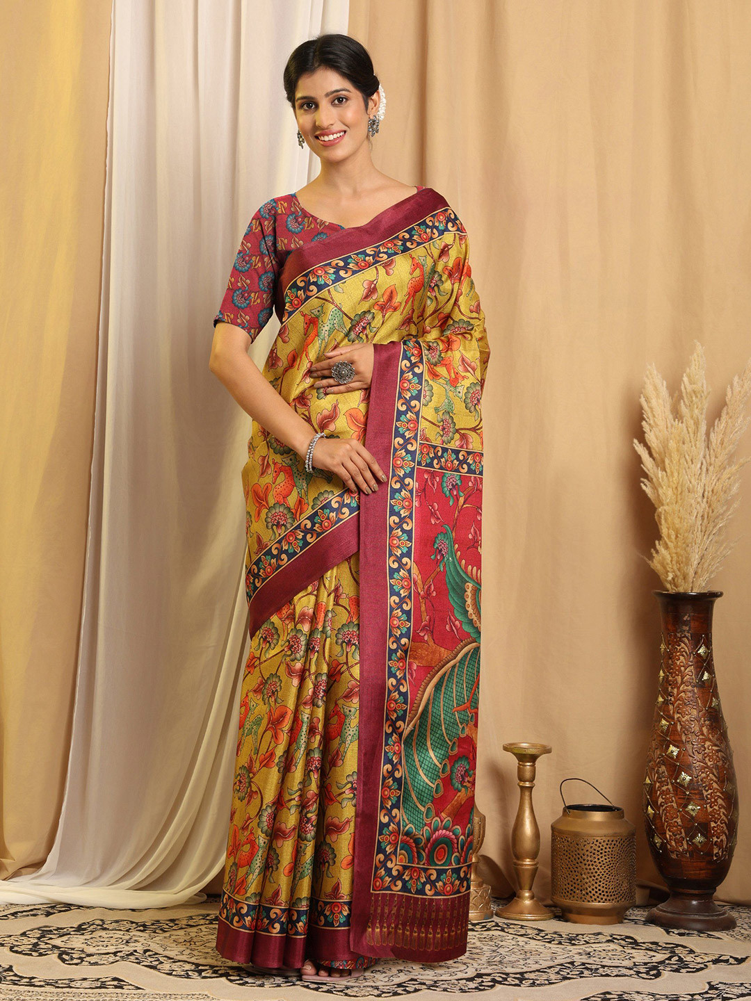 SHIVAM FABRICS Ethnic Motifs Printed Art Silk Saree