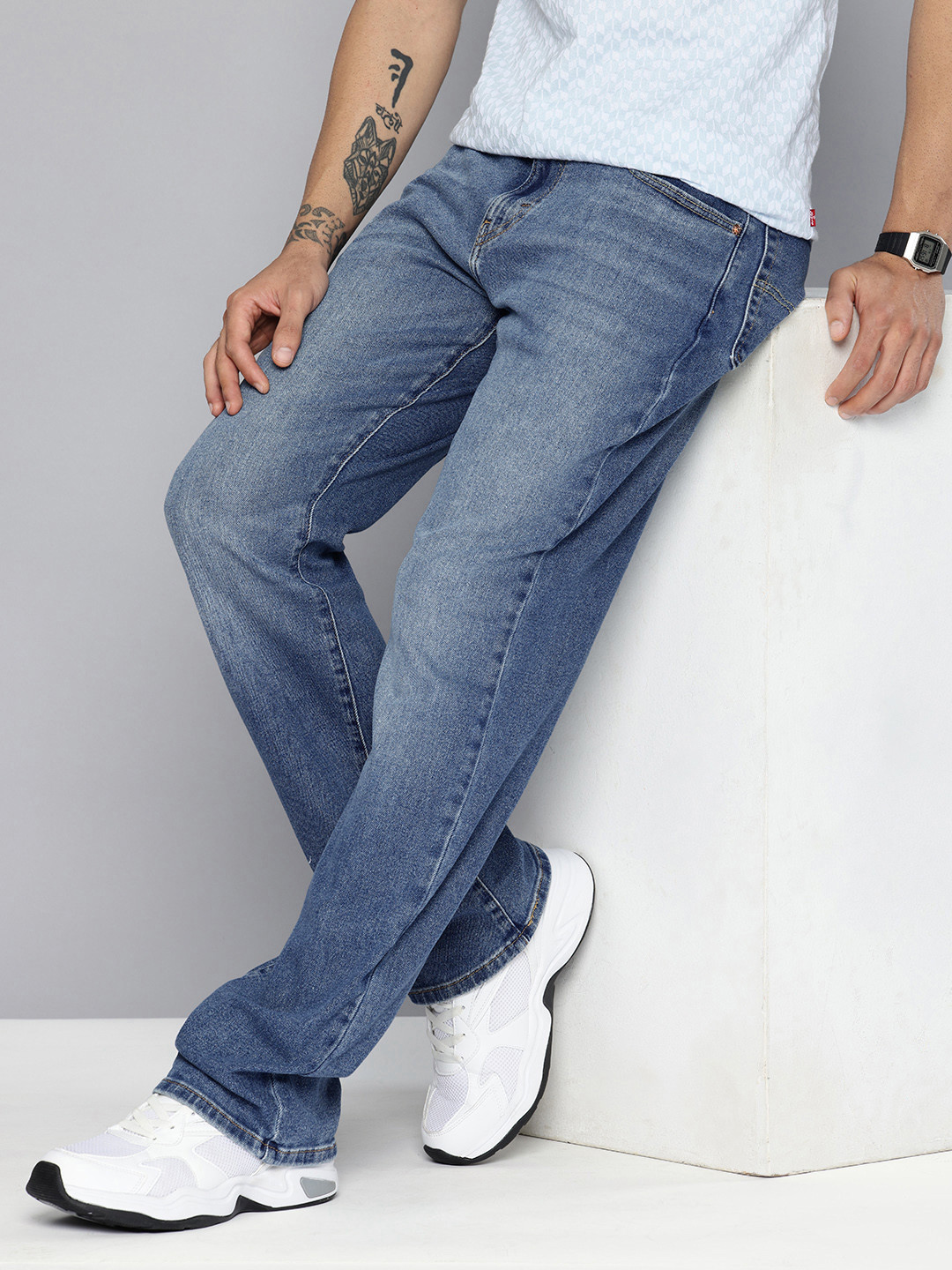 Levis Men 517 Bootcut Light Fade Stretchable Jeans