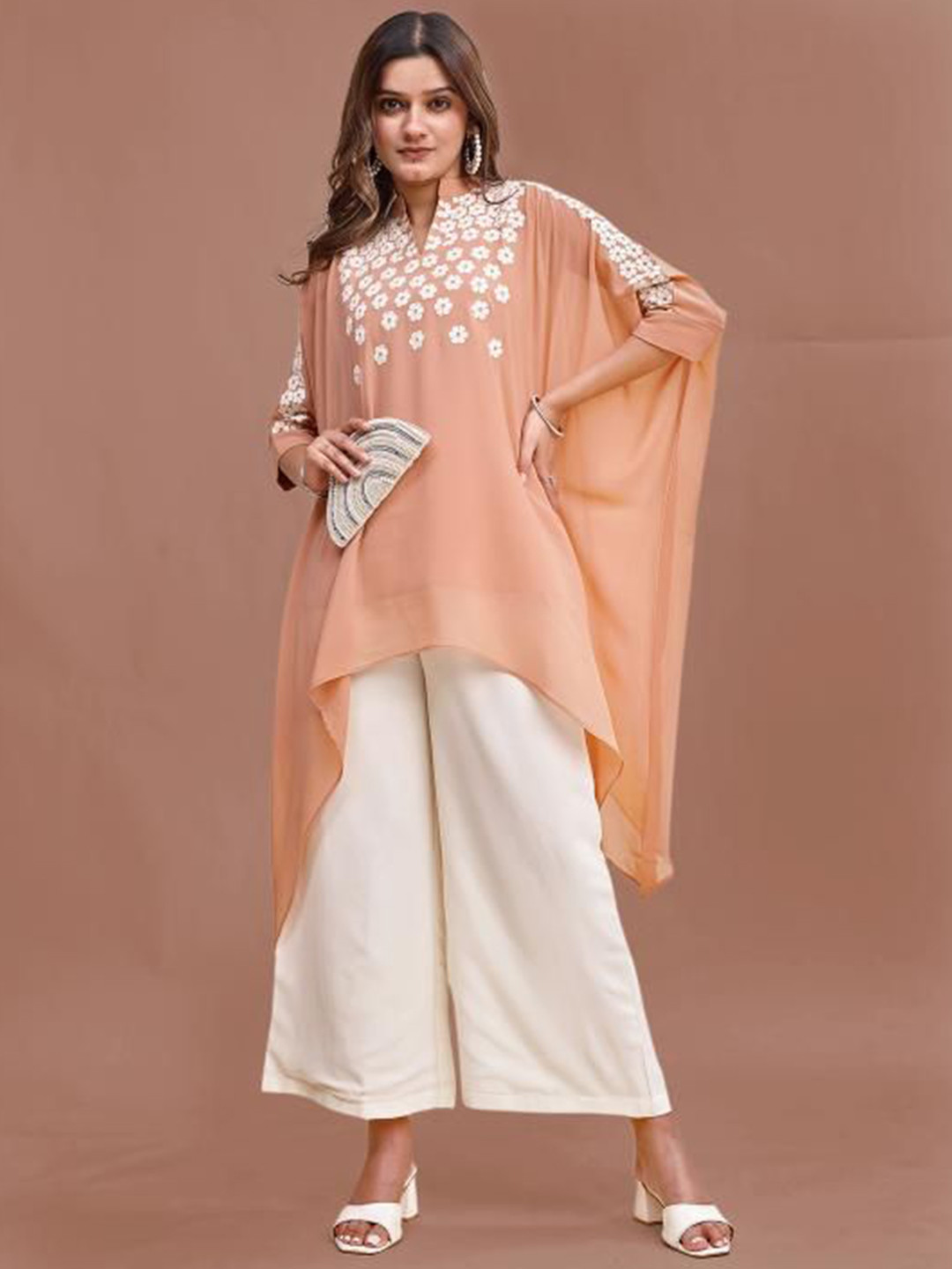 Tikhi Imli Embroidered Mandarin Collar Tunic With Trousers Co-Ords