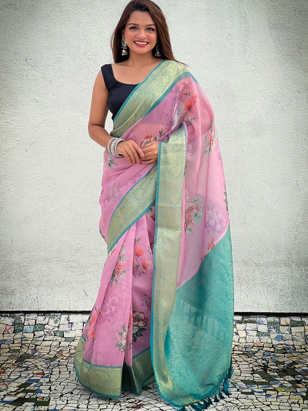 Nayanthara Trends Floral Printed Zari Tissue Saree