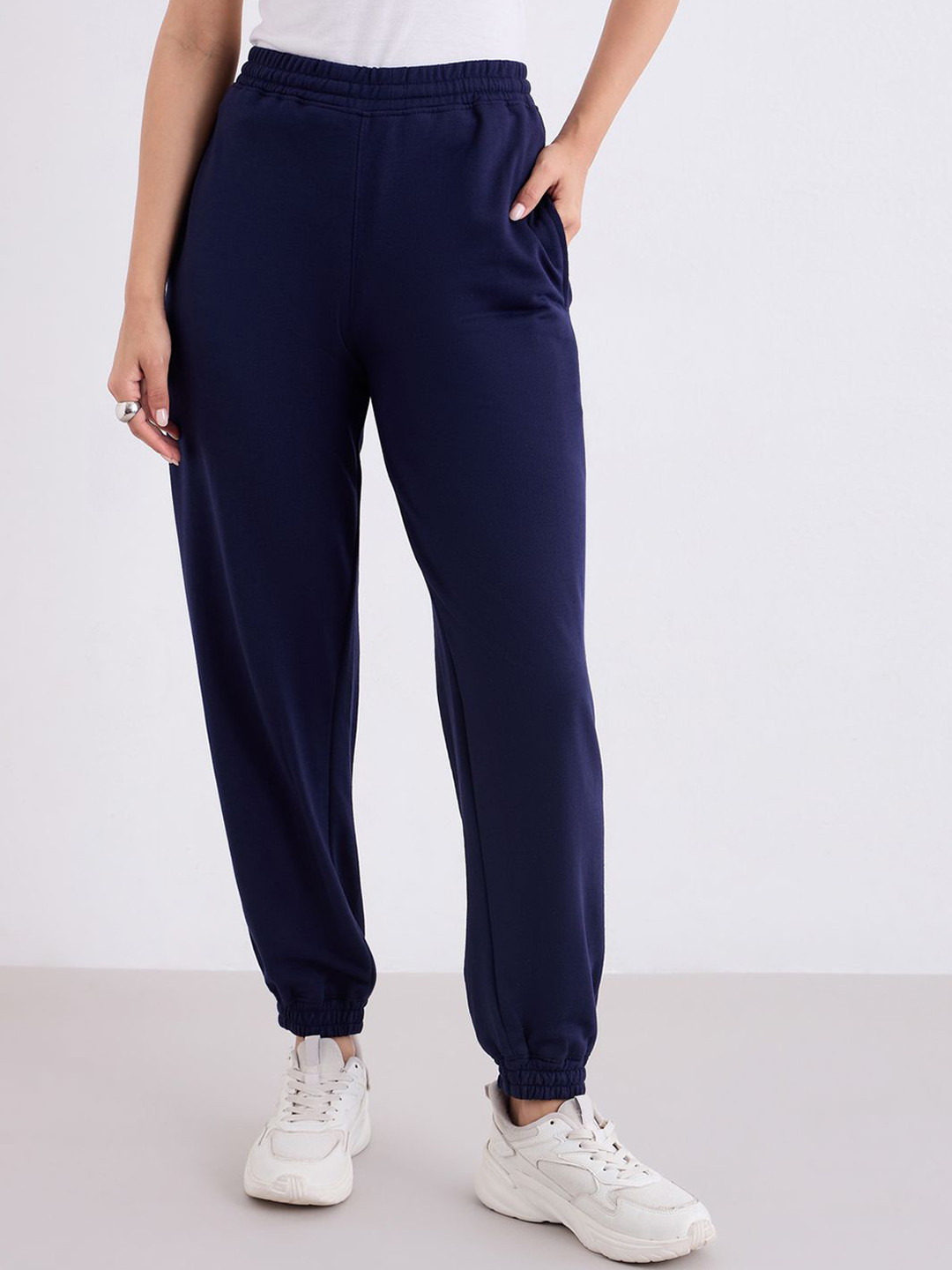 Styli Women Relaxed-Fit High Waist Joggers