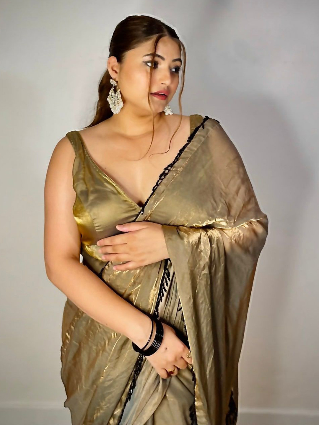 SOBELLESAREES Shimmer Organza Saree with Embroidered Border