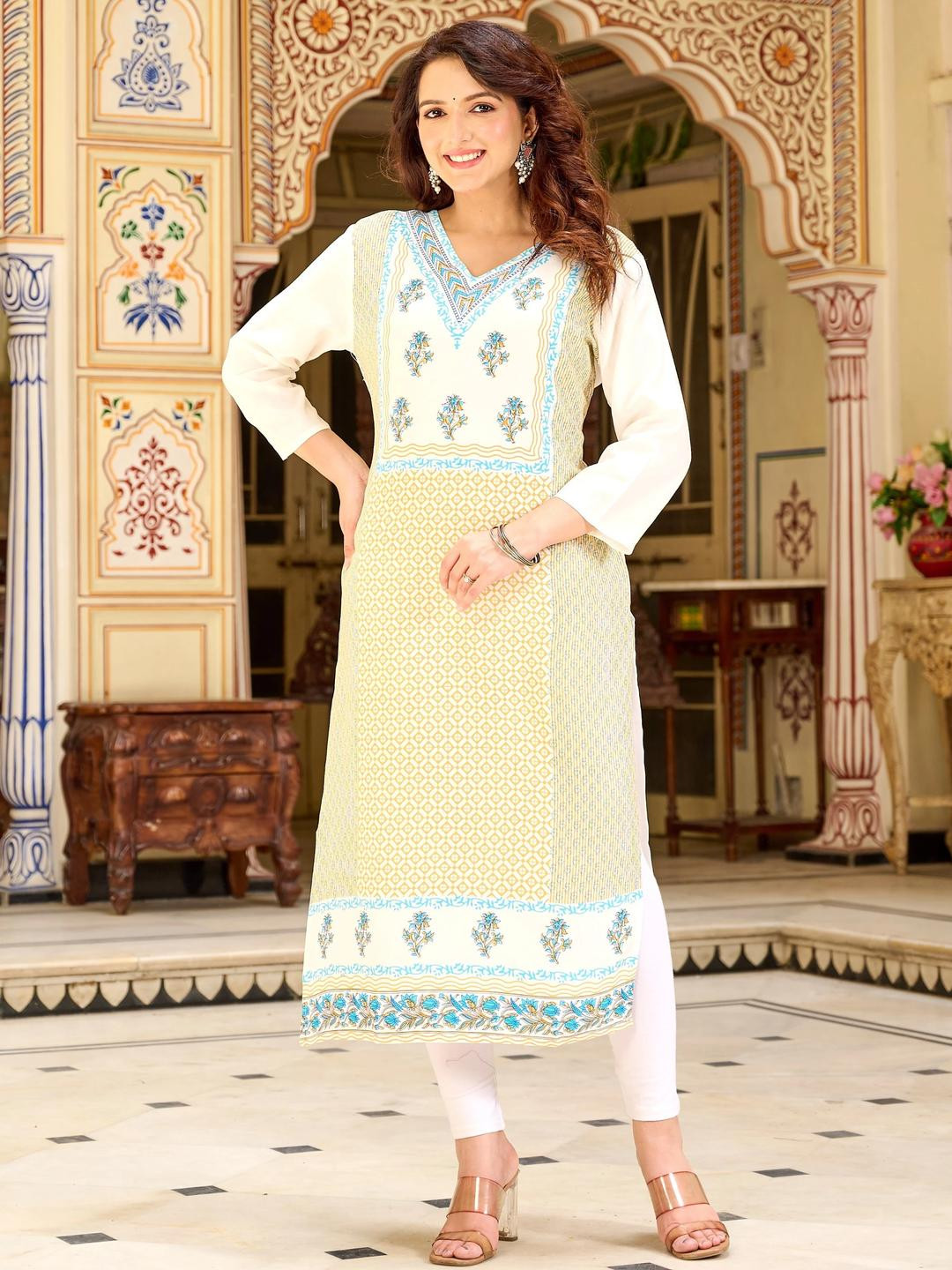 Jagra Women Printed Straight Kurta