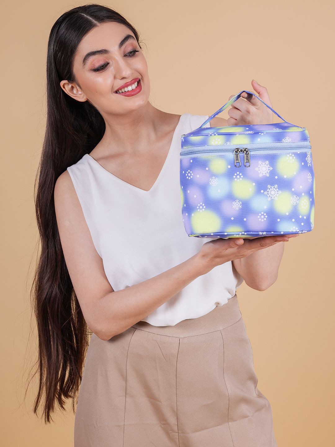 PARISAL Women Printed Travel Makeup Cosmetics & Skincare Organizer Bag