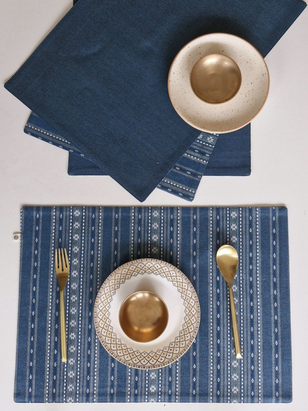 The Yard House 4 Pieces Woven Aegean Blue Reversible & Wipeable Cotton Placemats
