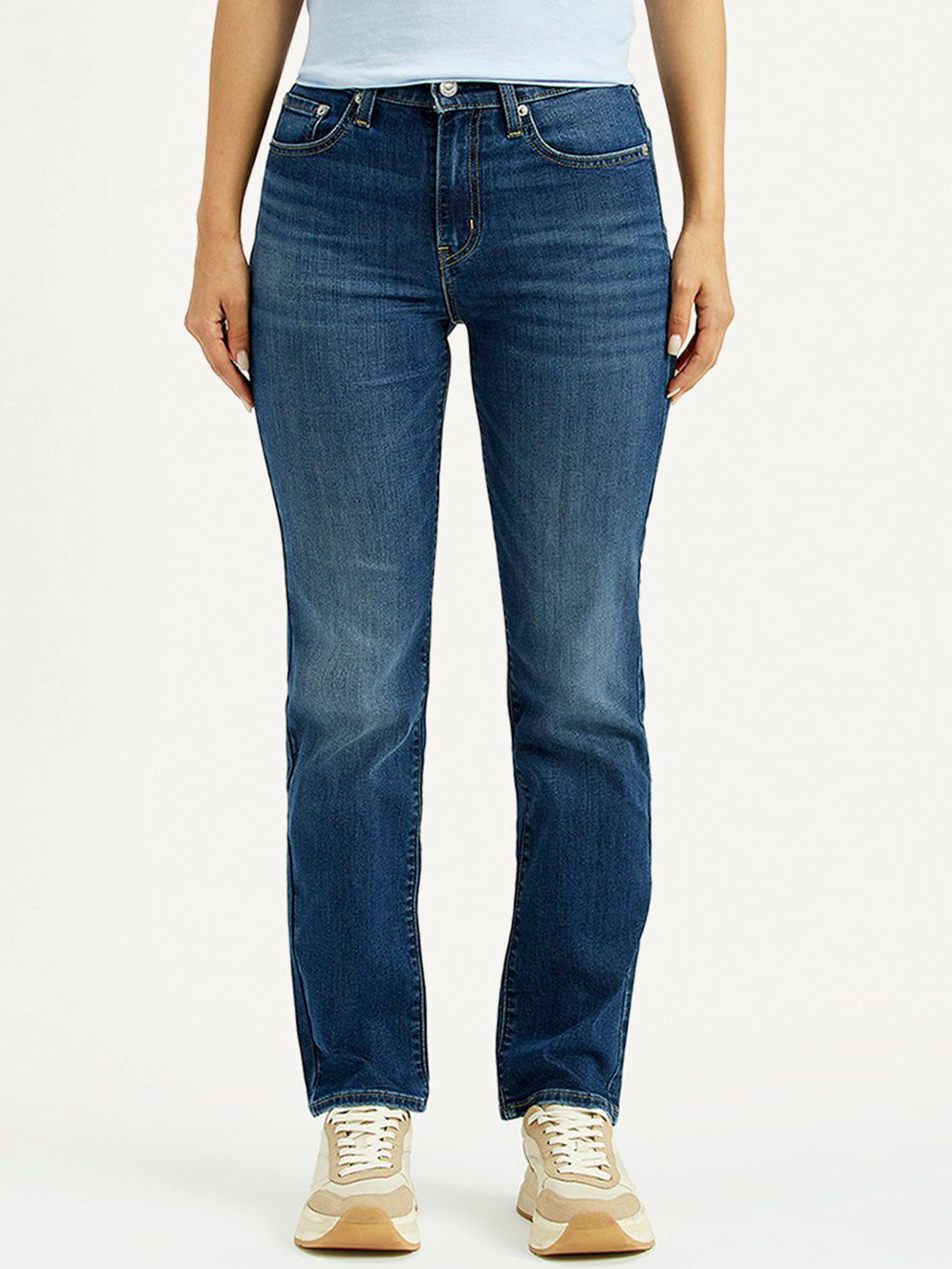 Levis Women Classic Straight Fit Mid-Rise Light Fade Stretchable Jeans