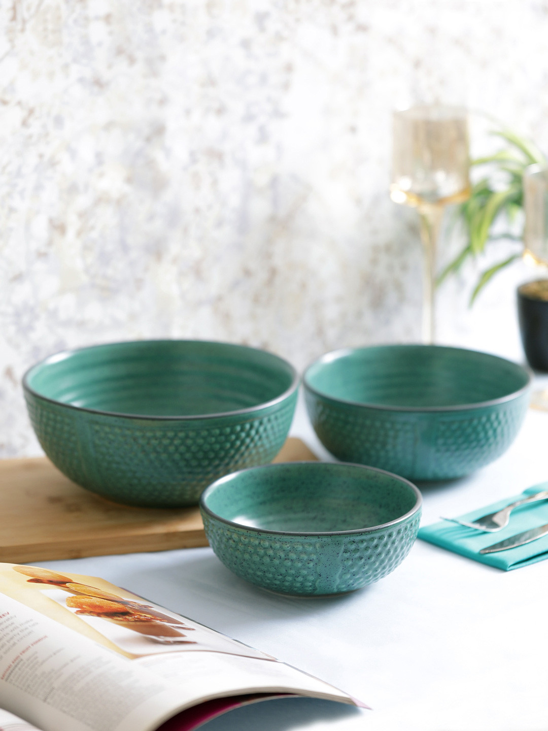 VarEesha Sea Green Set of 3 Marble Ceramic Bowls