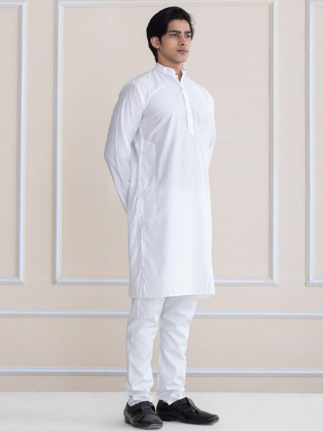 APPIX Men White Cotton Silk Kurtas