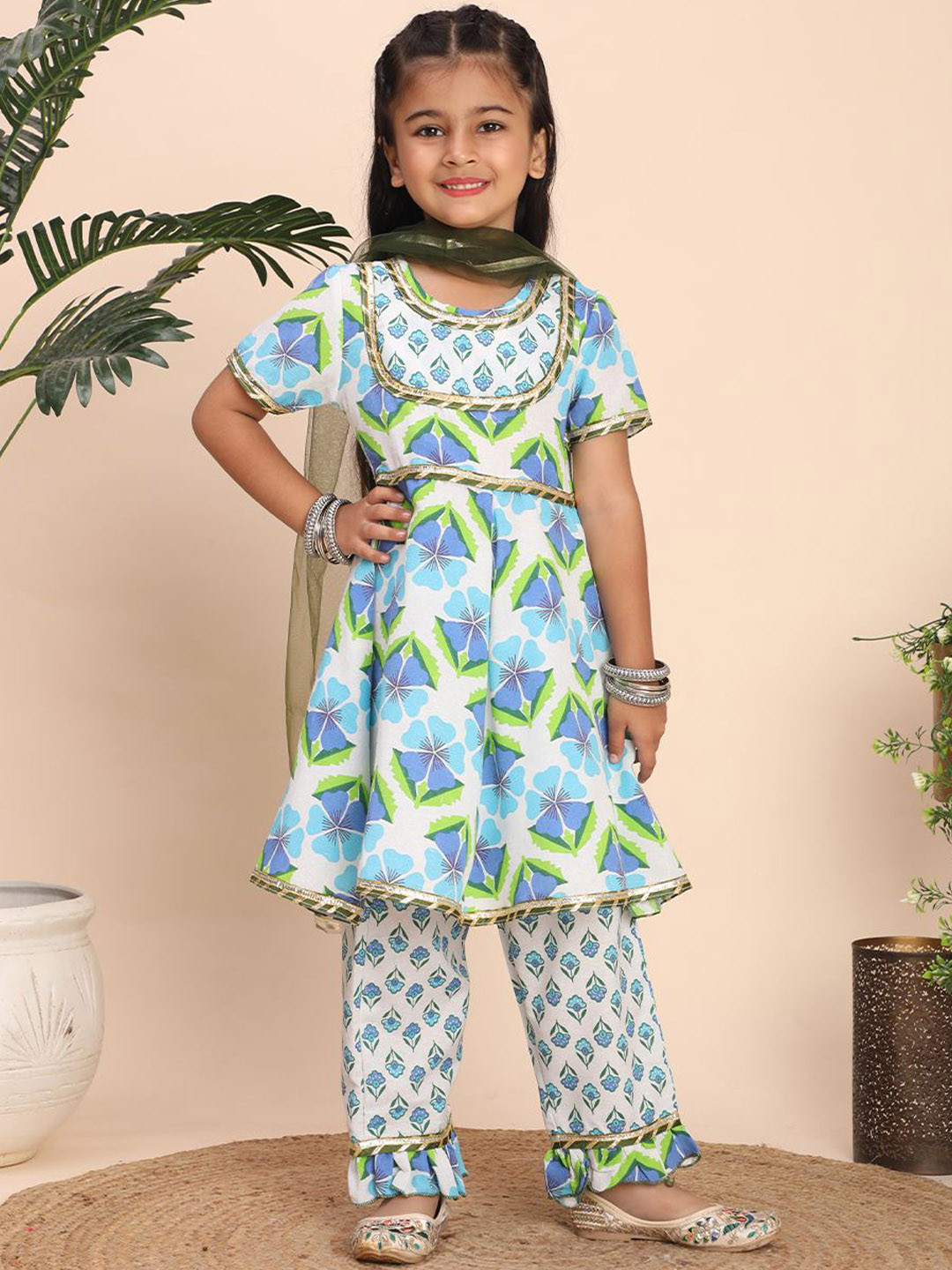 Cutiekins Girls Floral Printed Regular Gotta Patti A-Line Kurta with Palazzos & Dupatta