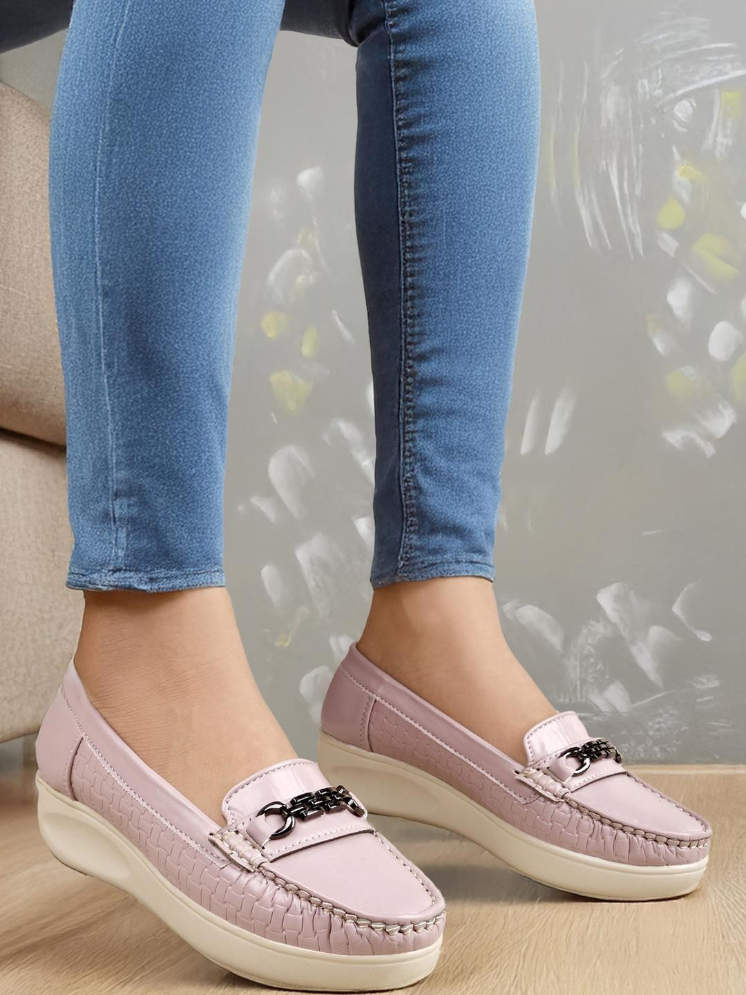 Shozie Women Lavender Slip-On Sneakers