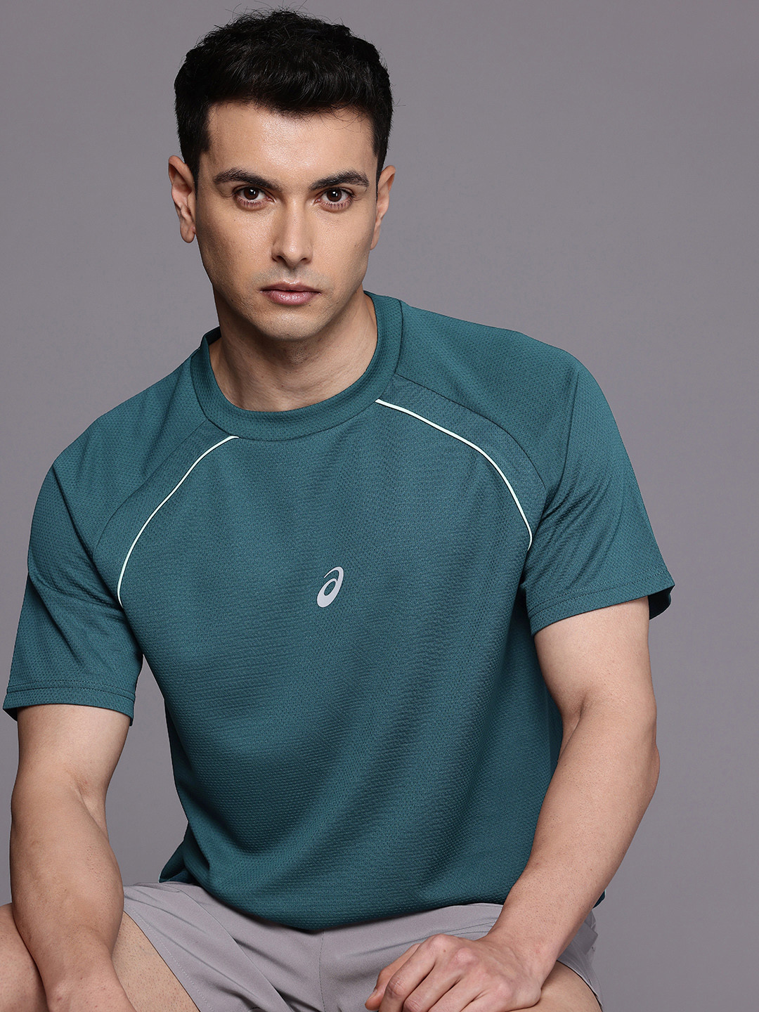 ASICS Self Design Raglan Sleeve Running T-shirt