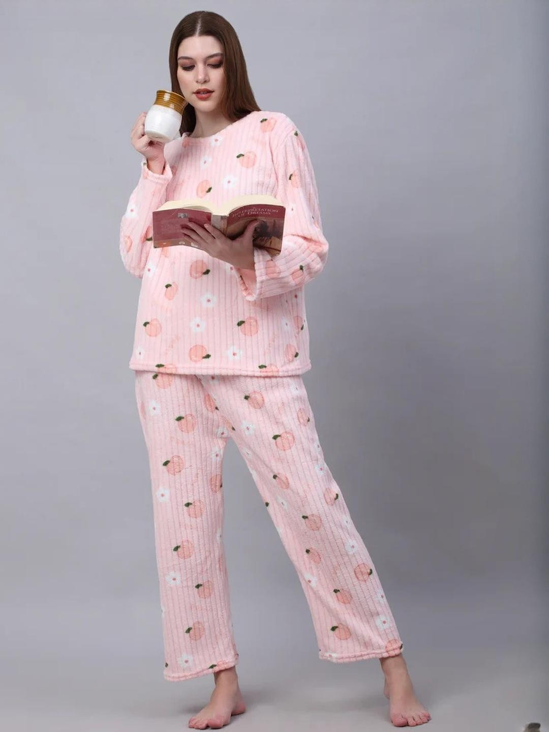 FITIN OUTFIT Women Floral Printed Night suit