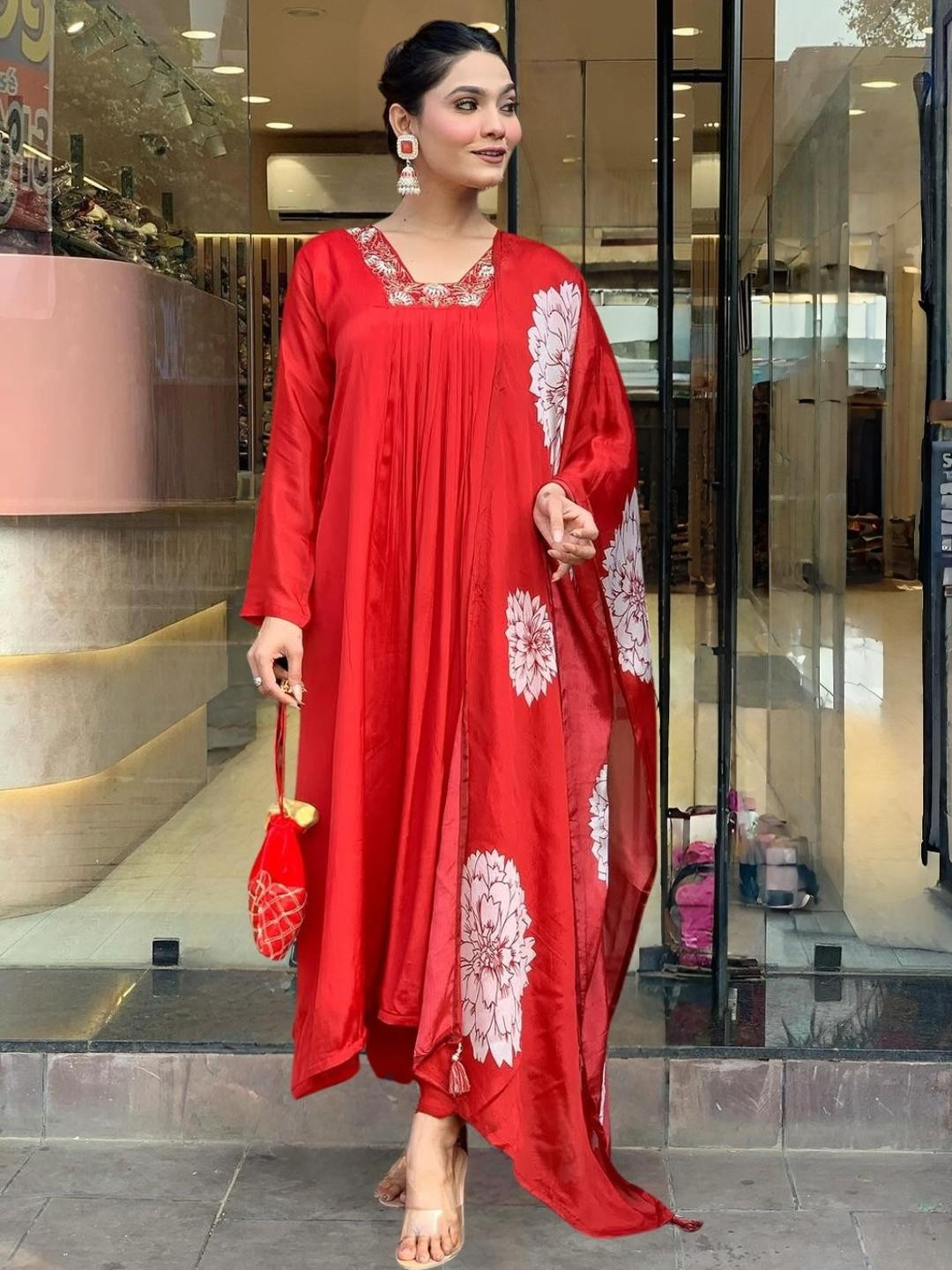 HERE&NOW Women Red Pure Silk Embroidered Kurta Sets