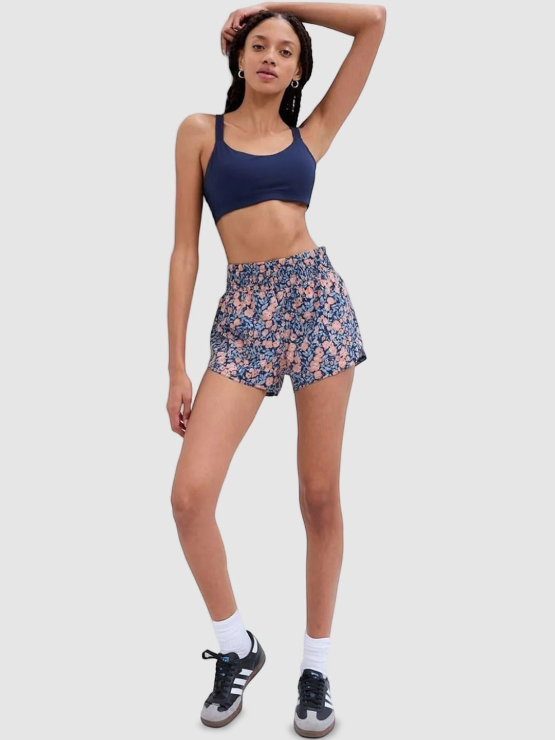 GAP Women Regular Fit Mid-Rise Floral Bermuda Shorts