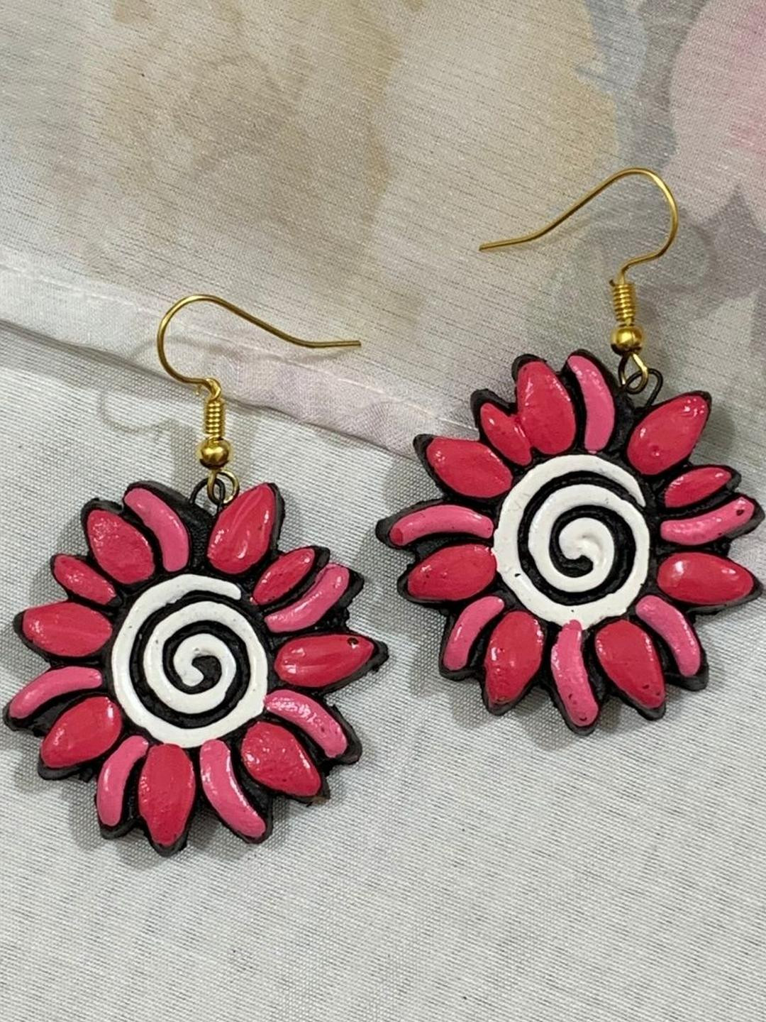 KALAVAATHI  Women Floral Drop Colorful Clay  Earrings