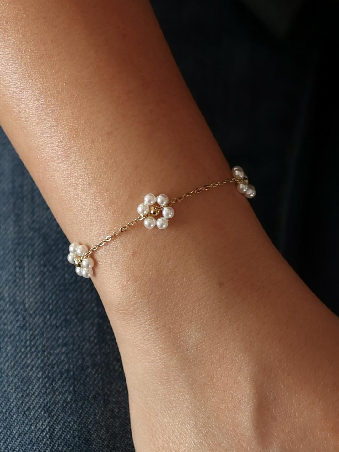 LOLO LePA Women 18k Gold Plated Stainless Steel White Daisy Bracelets