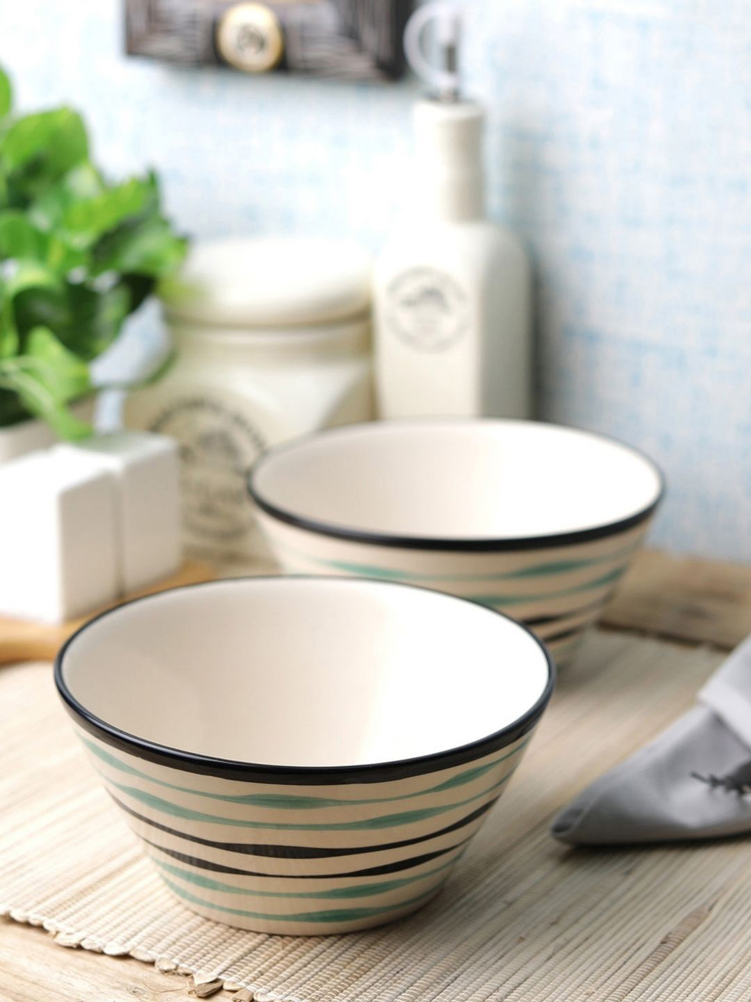 VarEesha Off-White 2 Pieces Printed Ceramic Bowl Set