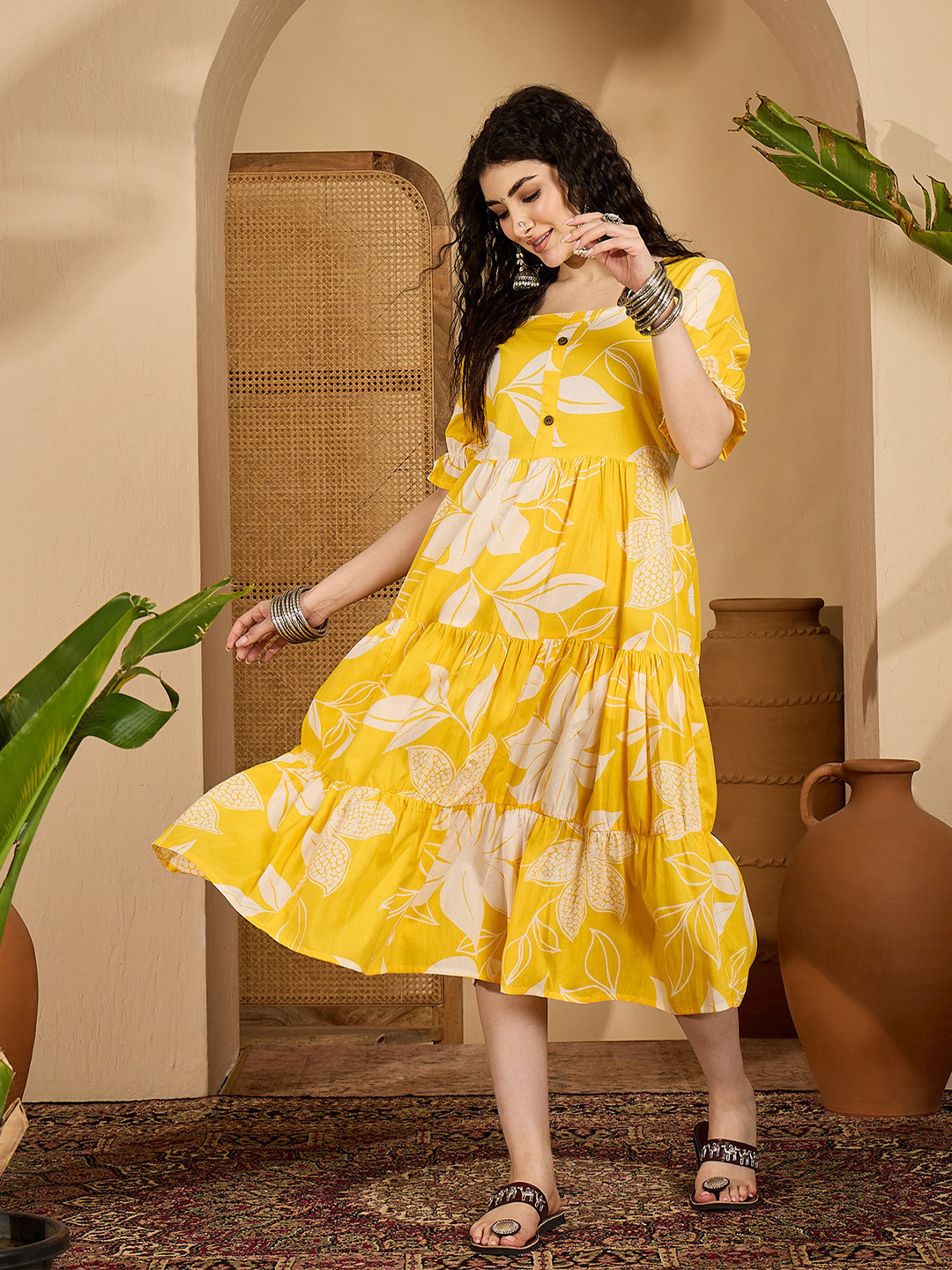 Sangria Women Floral Printed Pure Cotton Square Neck Fit & Flare Midi Dress
