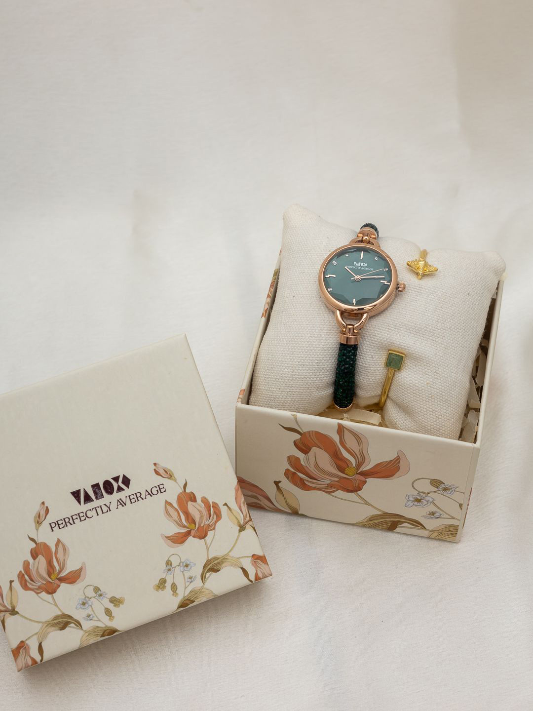 Perfectly Average Women Studd Bee Cuff Bracelet Style Straps Analogue Watch PAJ-00010658