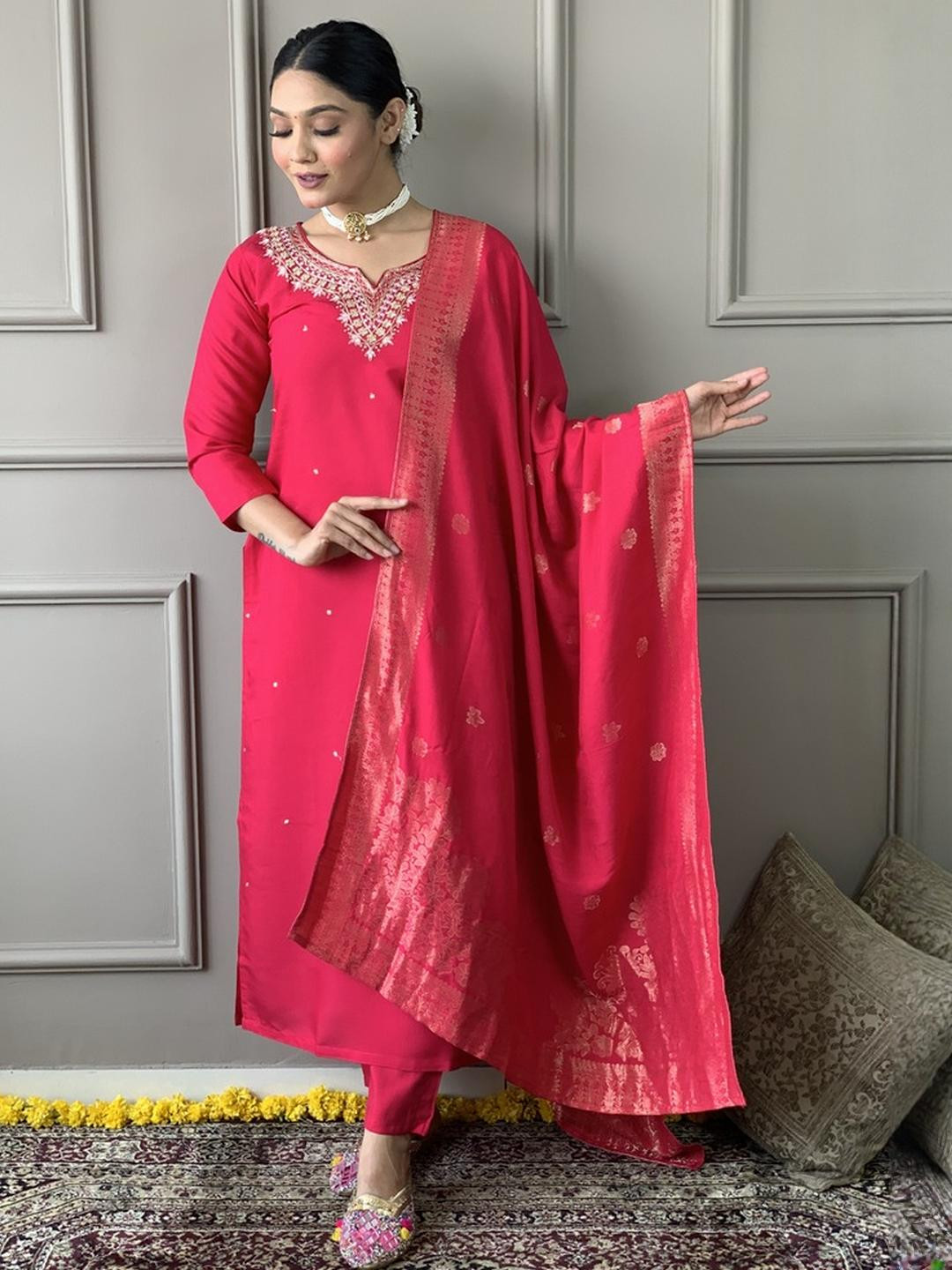 ATOXIC Women Red Chanderi Silk Kurta Sets