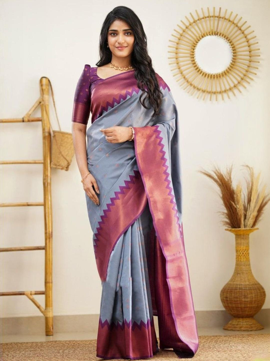 GHAN SALS Grey Silk Blend Woven Design Sarees