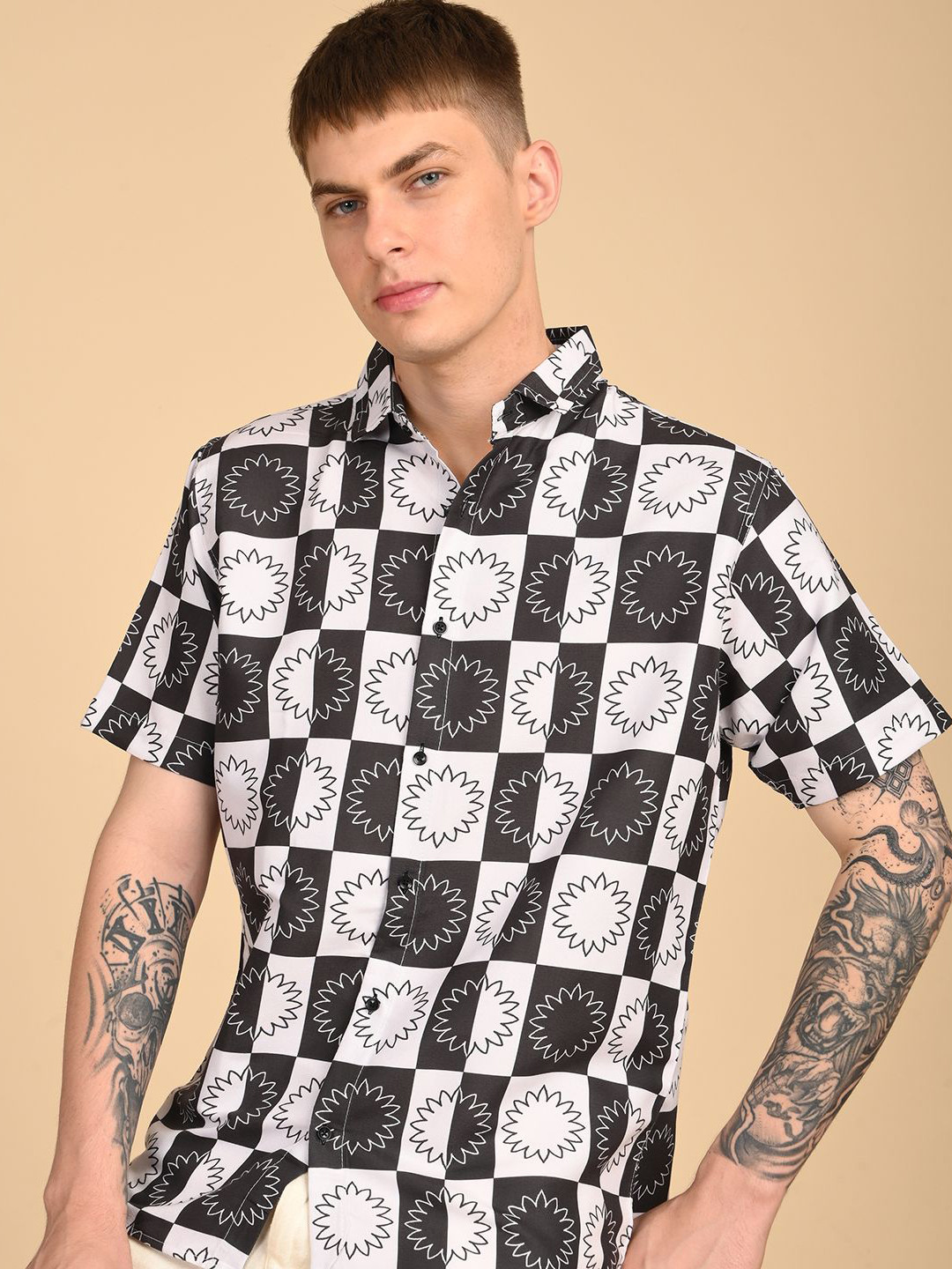 TIGER SNAKE Abstract Printed Spread Collar Regular Fit Shirt