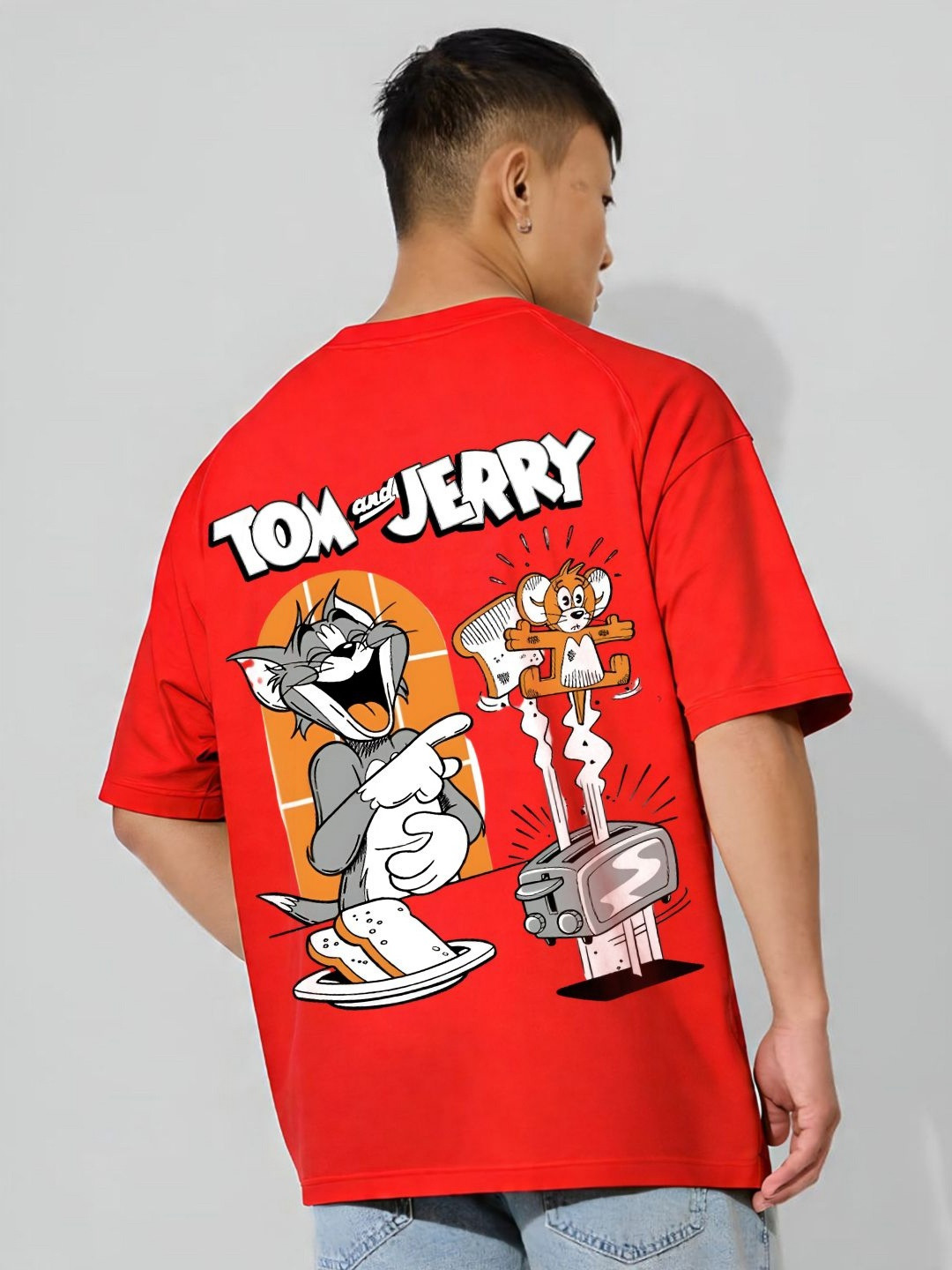 ANGERHOOD Graphic Tom And Jerry Printed Drop-Shoulder Sleeves Oversized Cotton T-shirt