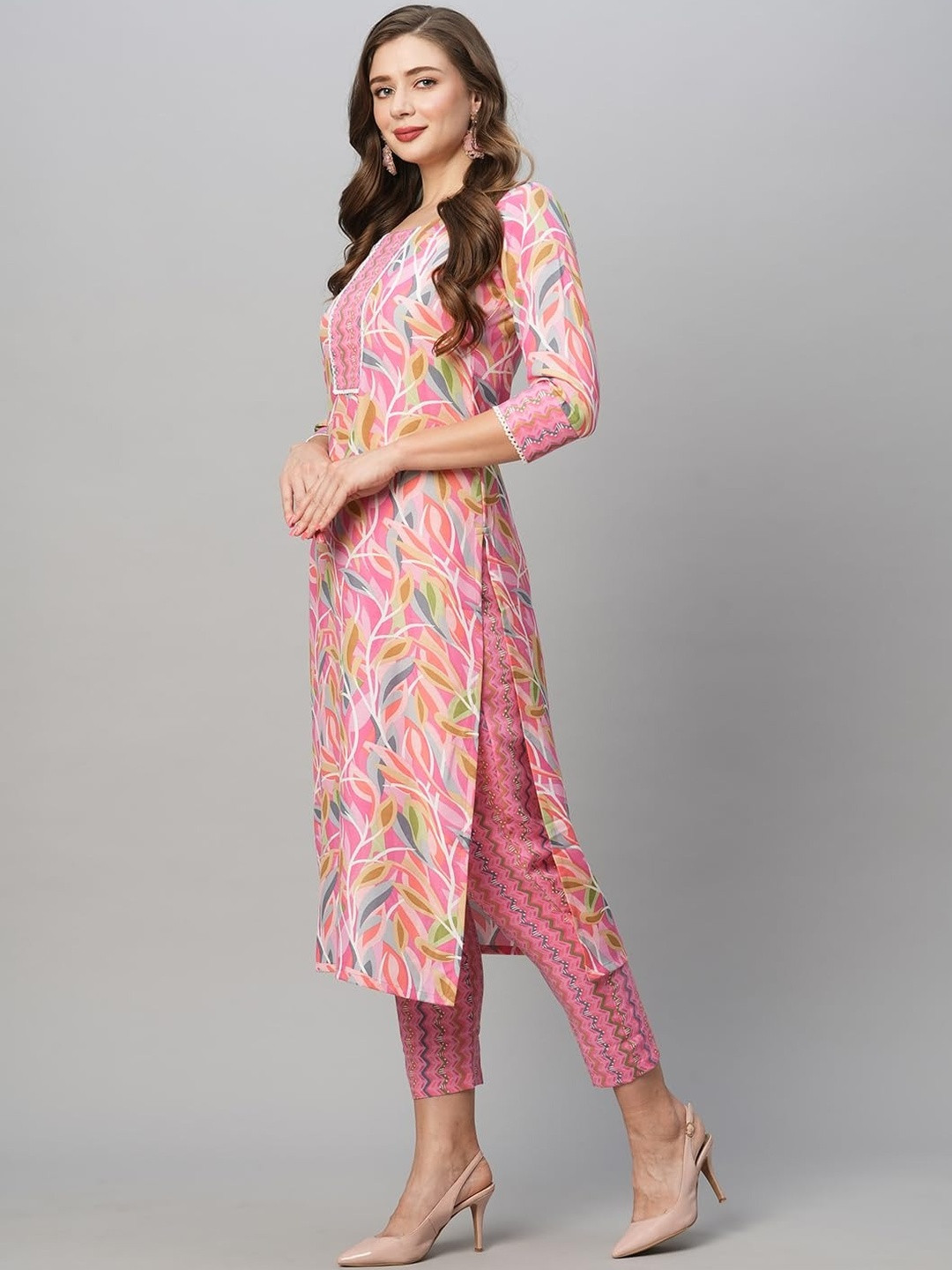 BAMSOM WEAR Women Embroidered Cotton Blend Kurta Sets