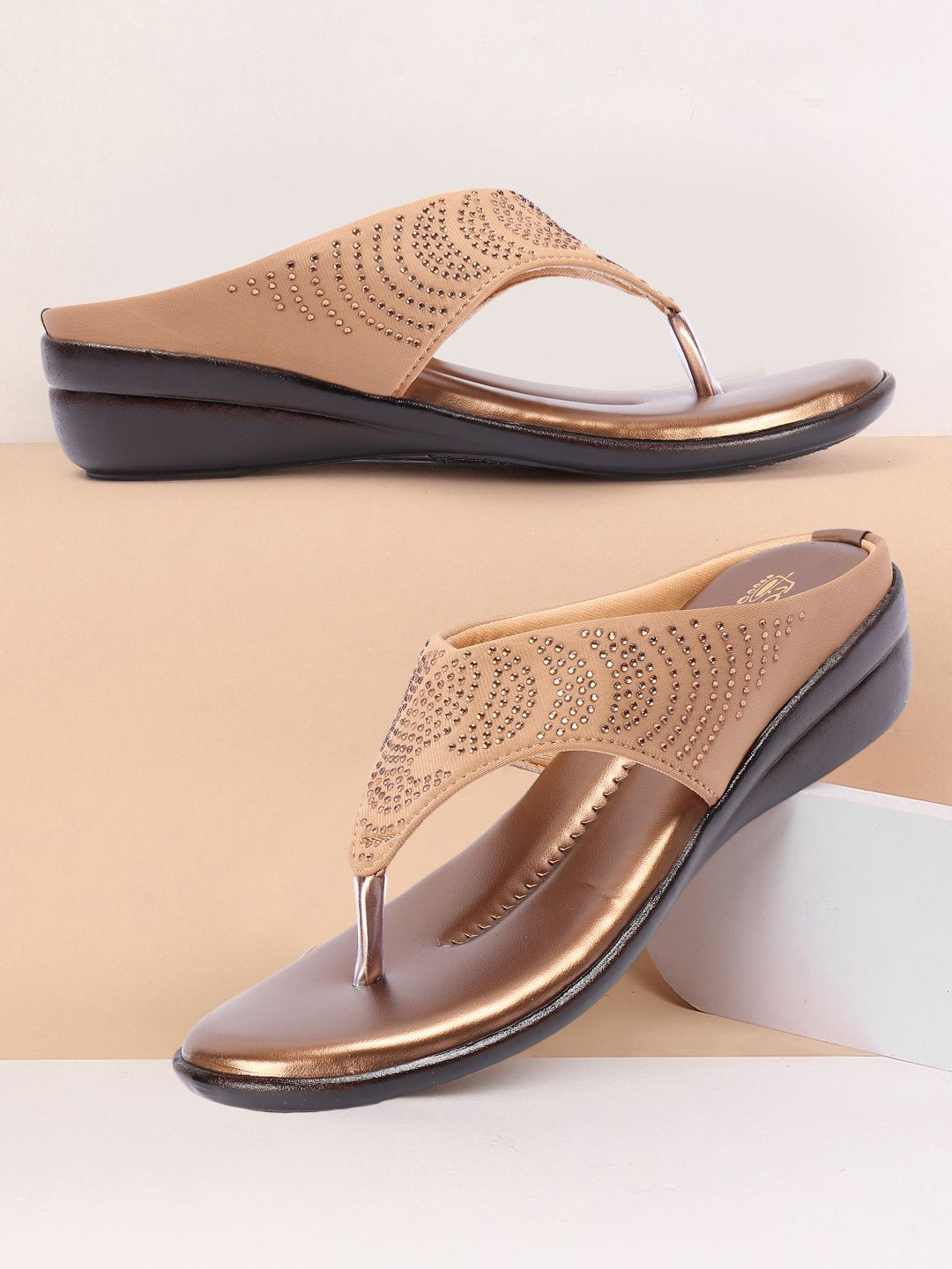 Picktoes Round Toe Platform Sandals