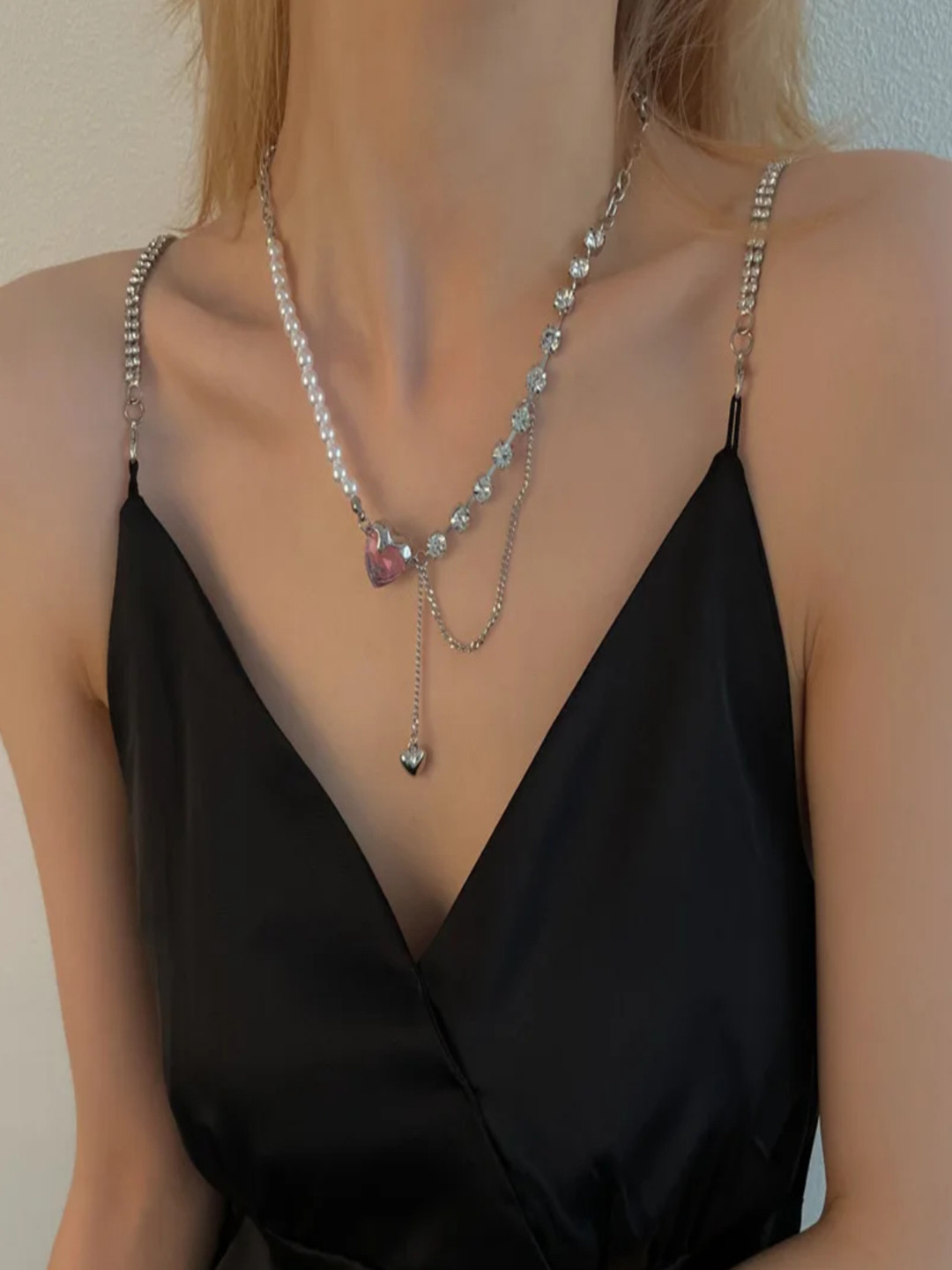ROYAL NEEDS Artificial Stones Studded & Pearls Beaded Heart Necklace