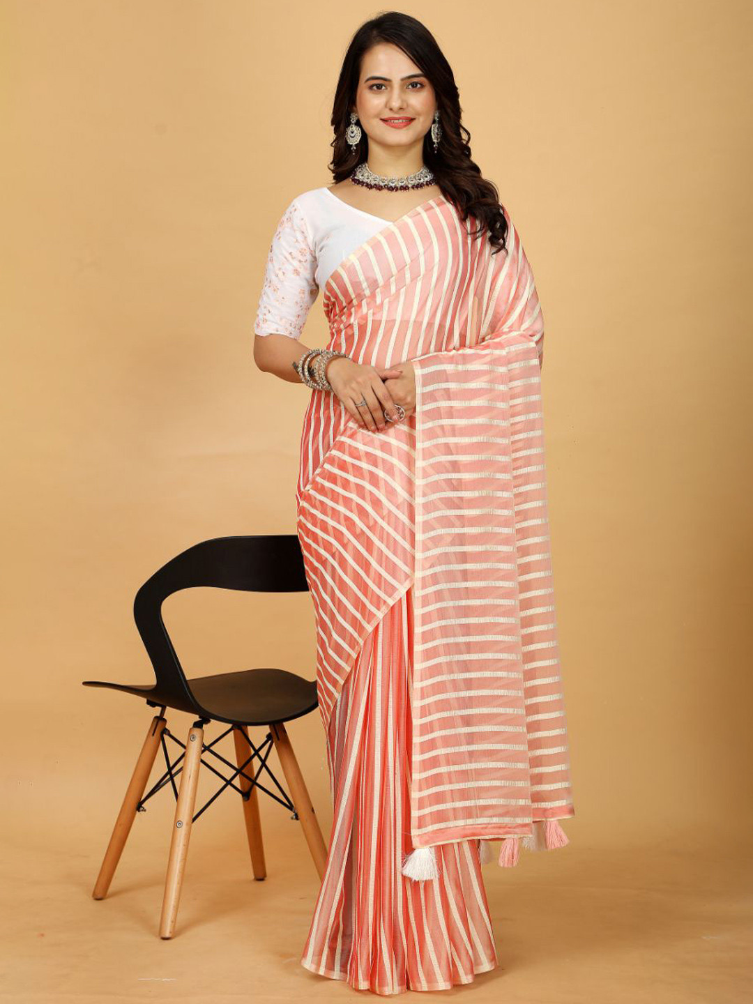 Zenophily Women Striped No Border Traditional Saree