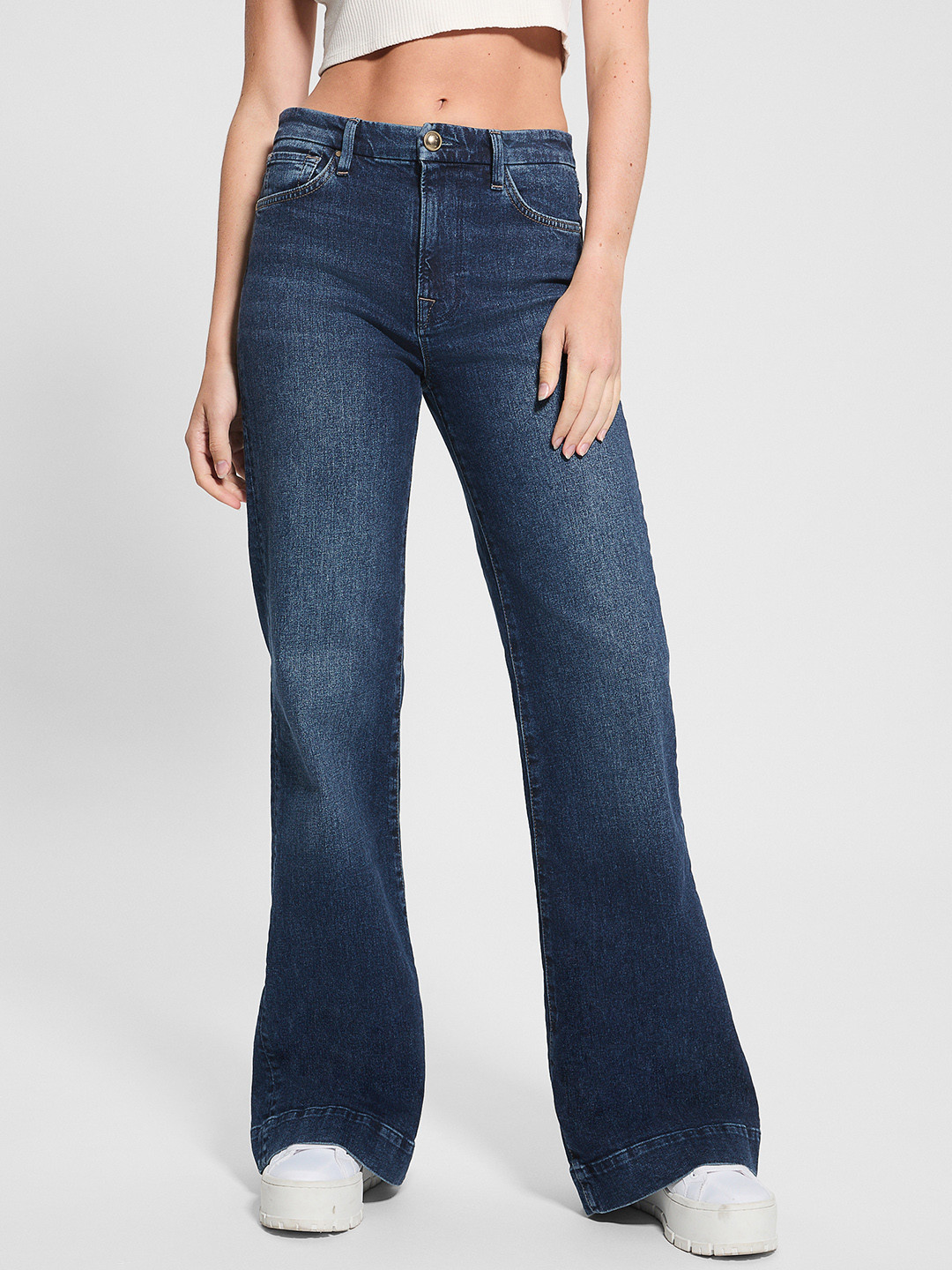 GUESS Women High-Rise Light Fade Stretchable Relaxed Flared Jeans