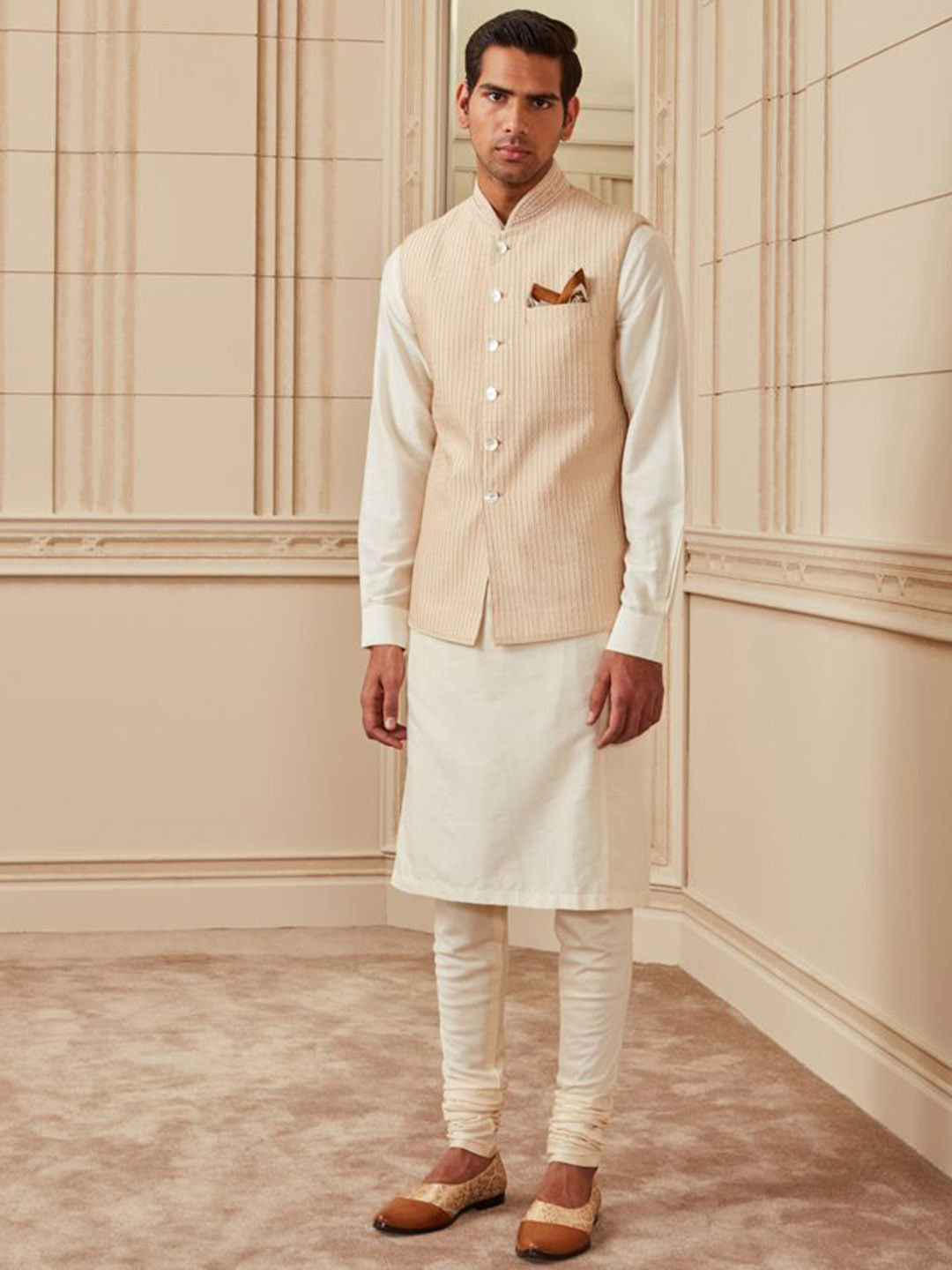 Tasva Men All Over Textured Mandarin Collar Nehru Jacket