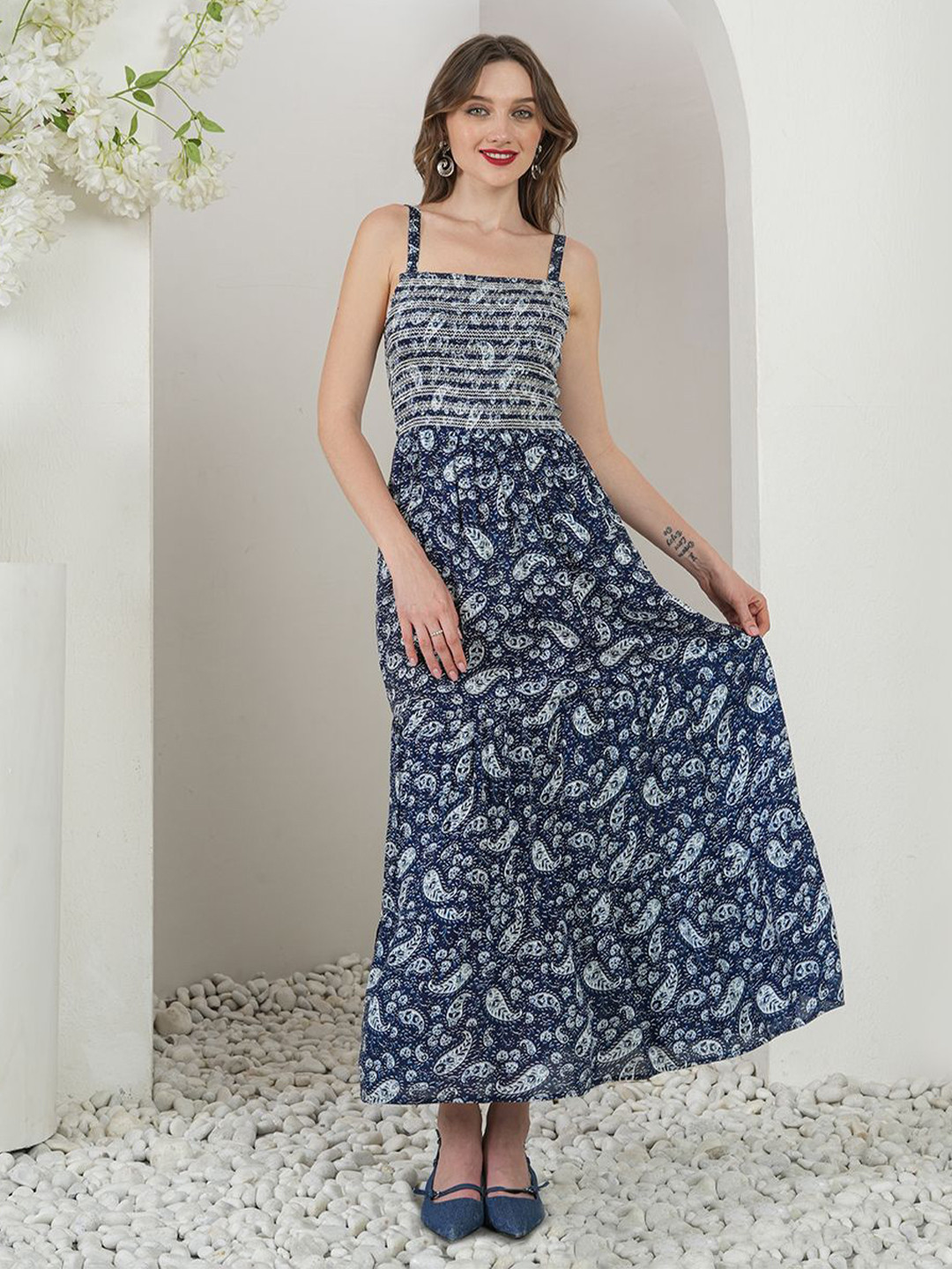 DEBONATELLA FALL COLLECTION Paisley Printed Sleeveless Blouson Maxi Dress