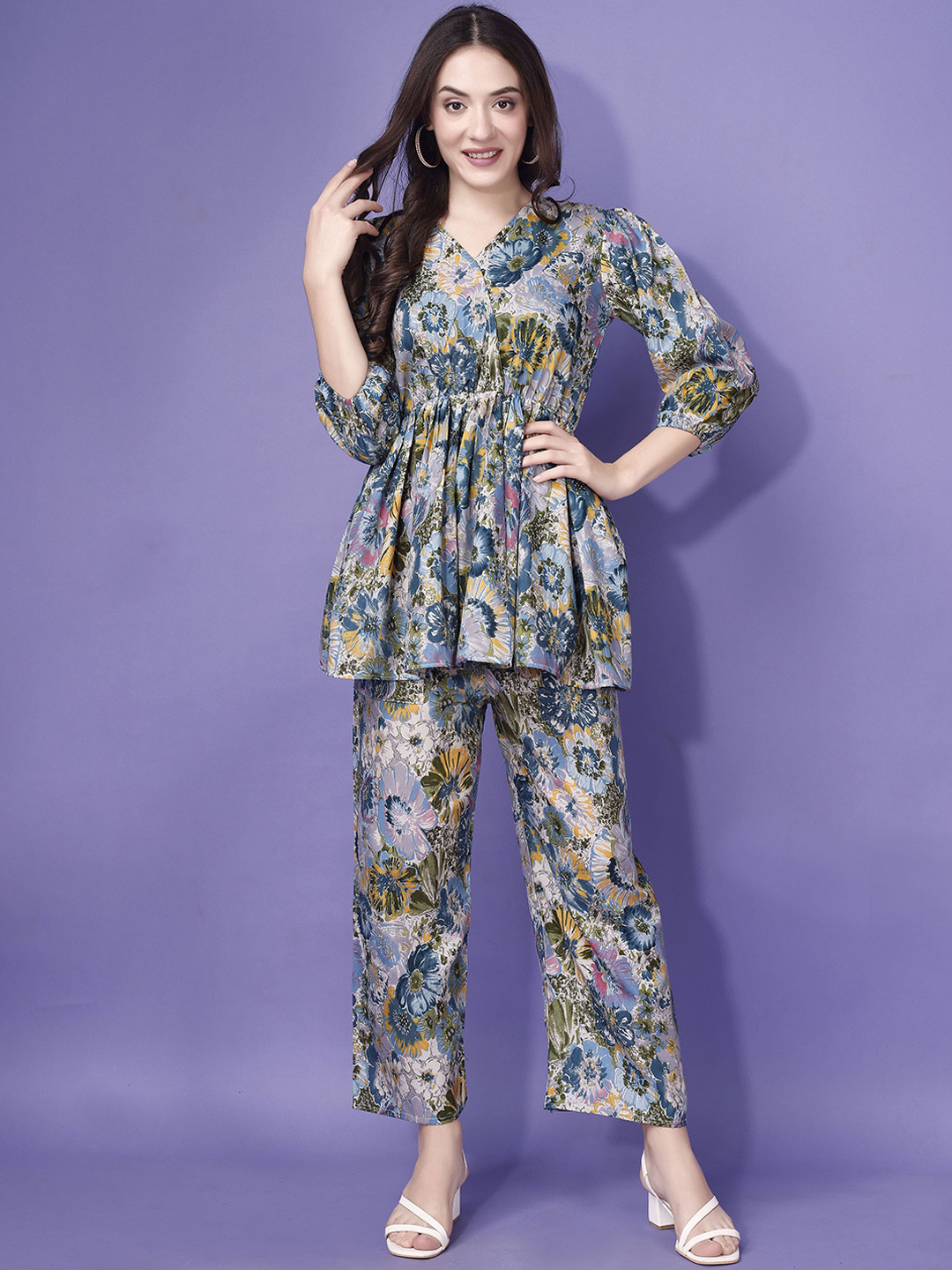 Kahara Women Printed V-Neck Tunic and Palazzos Co-Ords