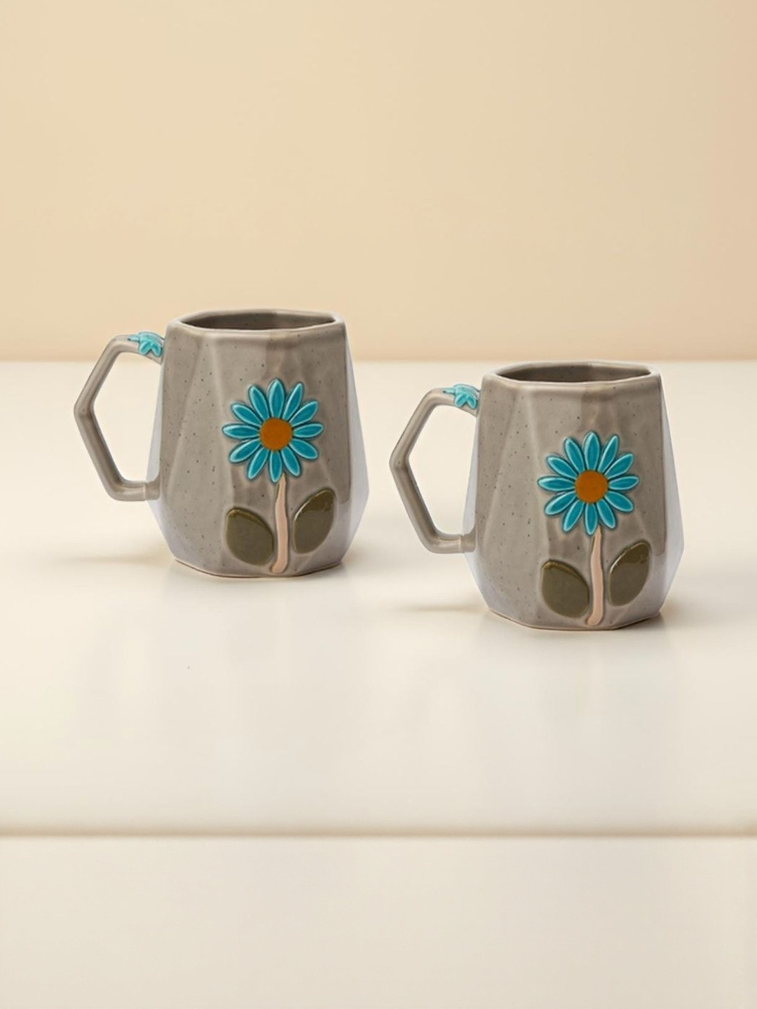 Kraftlik Handicraft Set of 2 Handmade Flower Painted Textured Ceramic Glossy Mugs