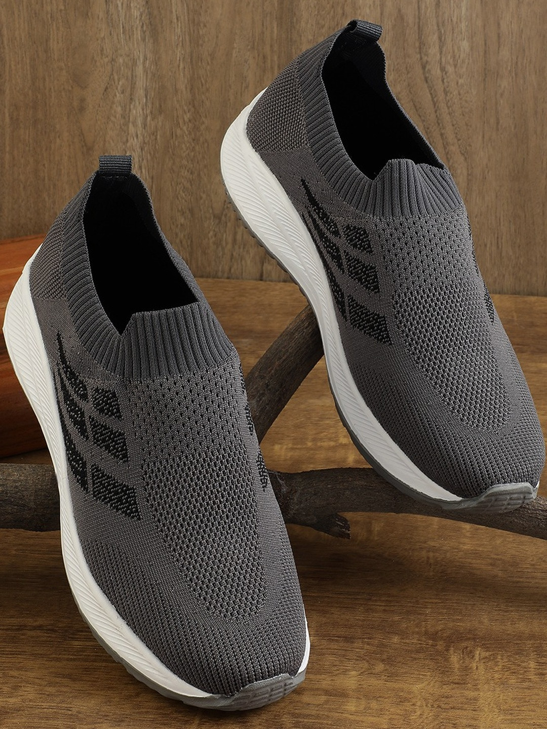 SZN Men Grey Mesh Slip On Casual Sports Shoes