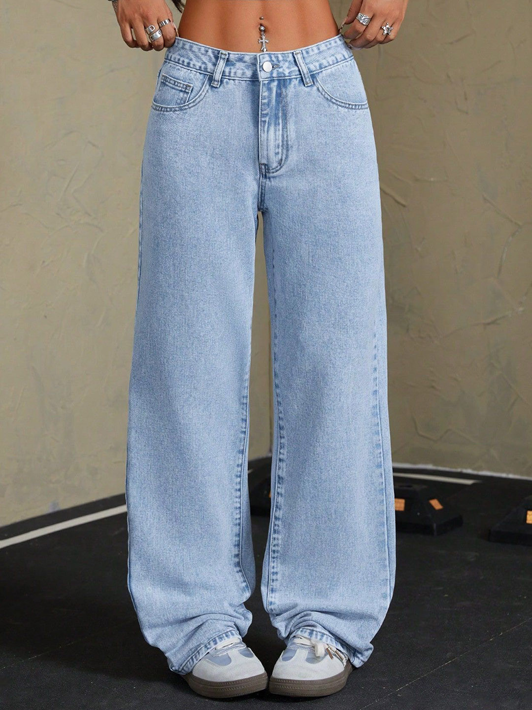 Crazeis Basics by Glossia Women Comfort Straight Fit High-Rise Cotton Stretchable Jeans