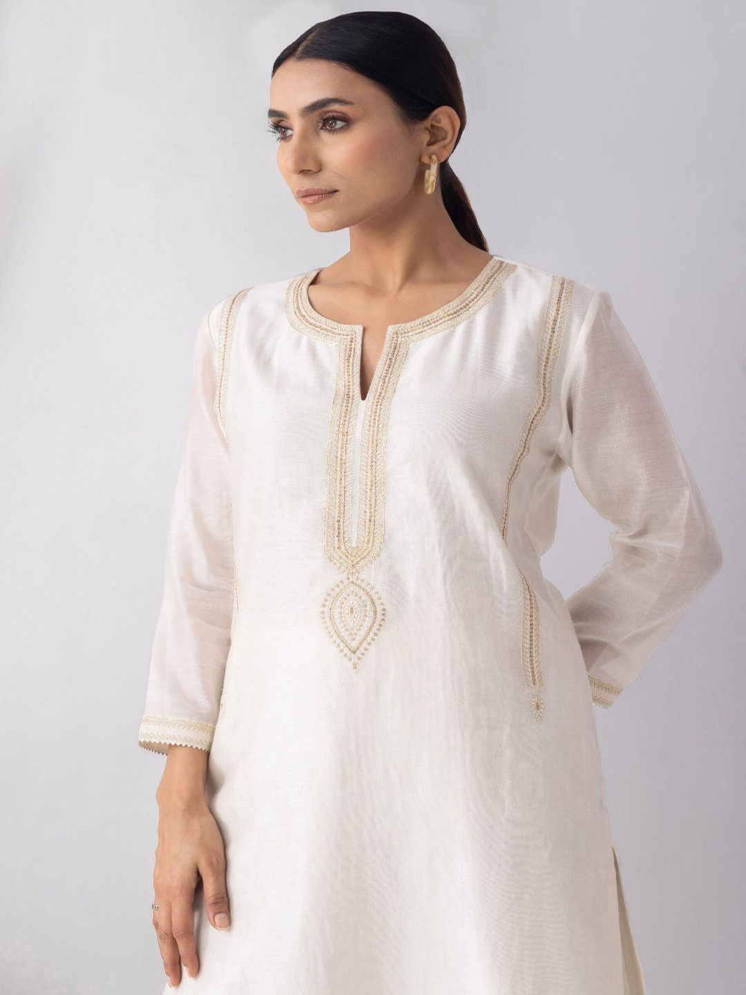 Haavi By Purab Floral Embroidered Notch Neck Gotta Patti Chanderi Silk A-Line Kurta