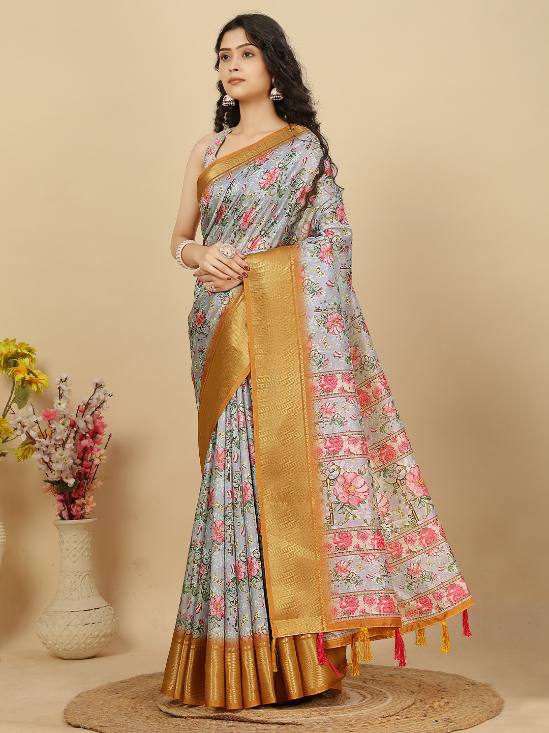 SSHAGUN LIFESTYLE Bandhani Saree
