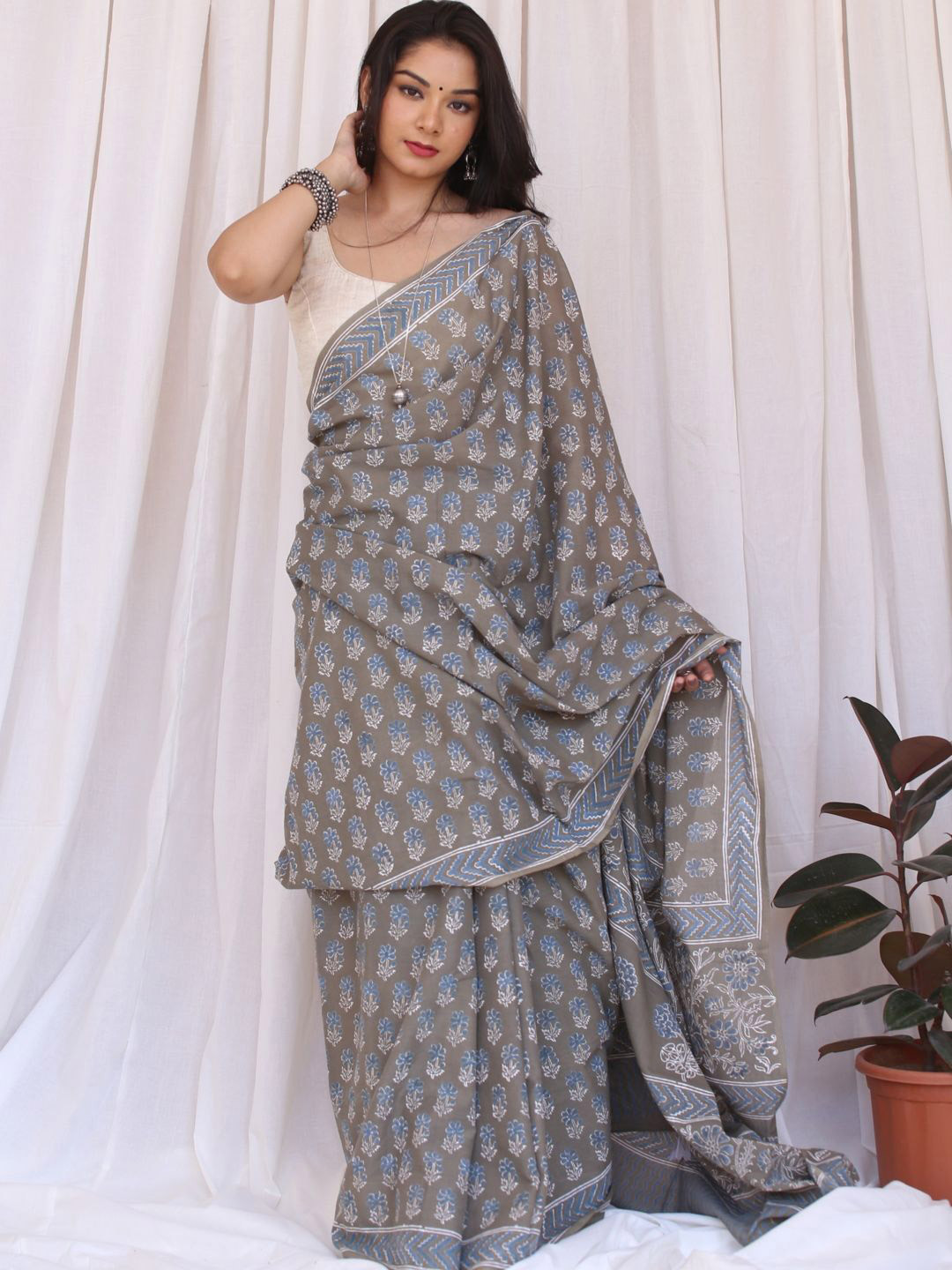 GRAY AND GREEN Megha Smokey Green Double Discharge Handblock Cotton Saree