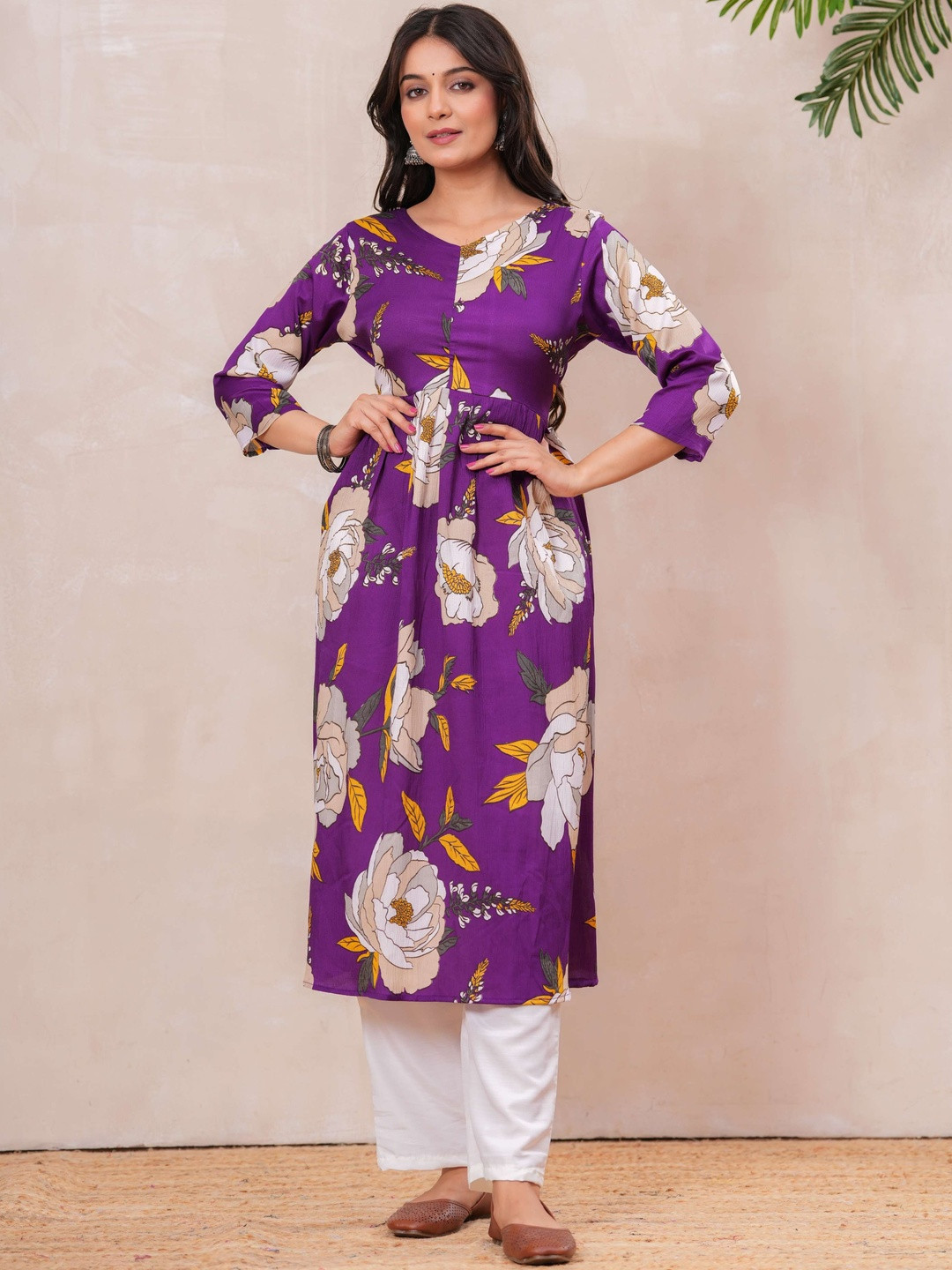 DIZON Women Crepe Anarkali Kurtas