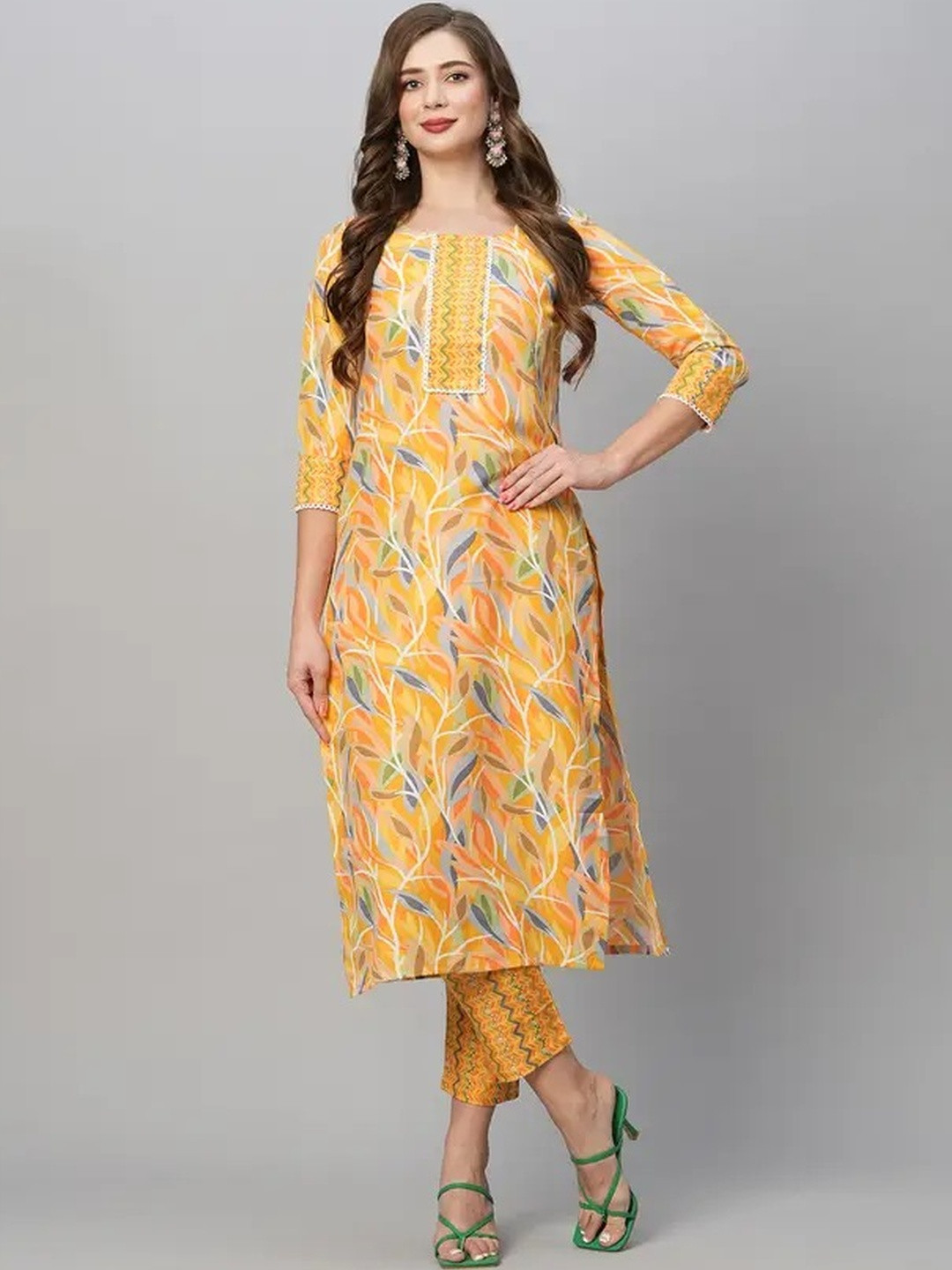 BAMSOM WEAR Women Embroidered Cotton Blend Kurta Sets