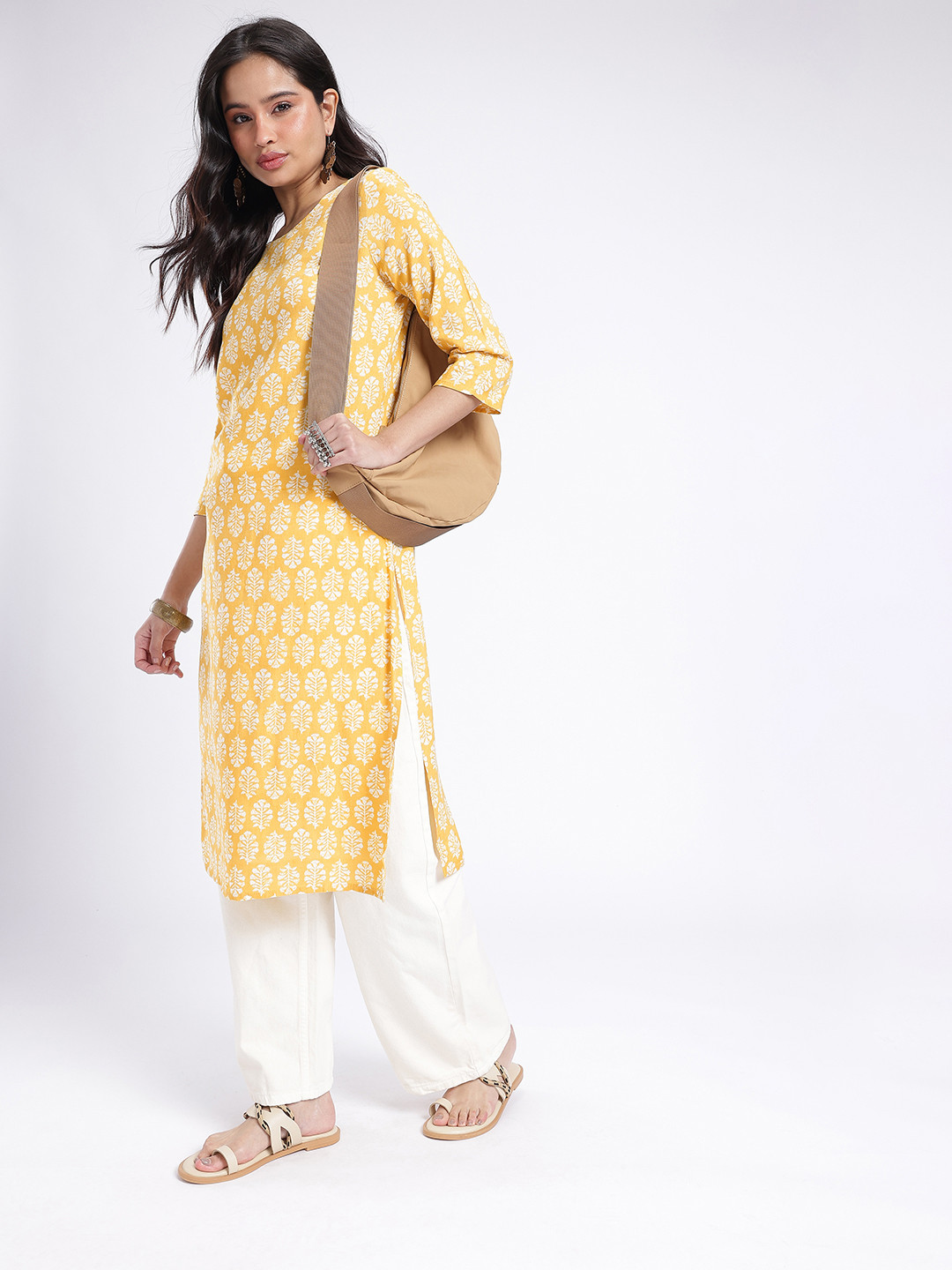 Anouk Rustic Indie-Floral Printed Straight Kurta