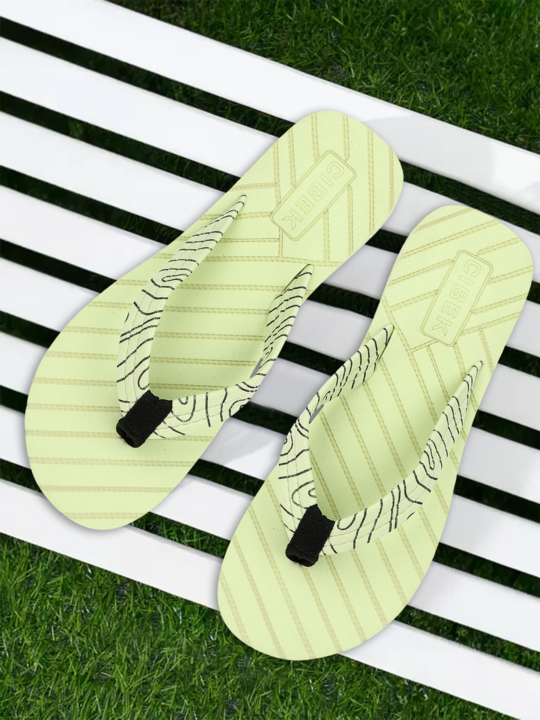 CIBEK Men Printed Thong Flip-Flops